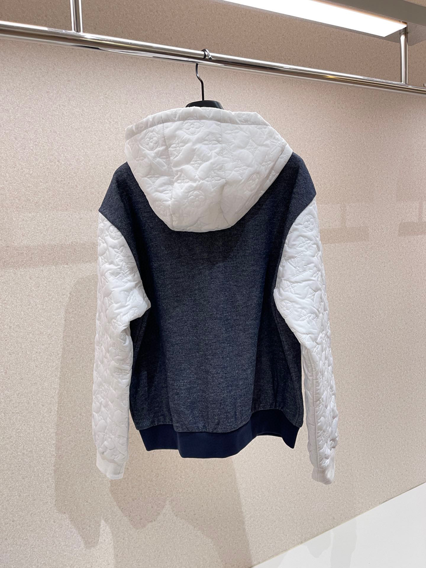 Louis Vuitton Jacket – CJKT1420