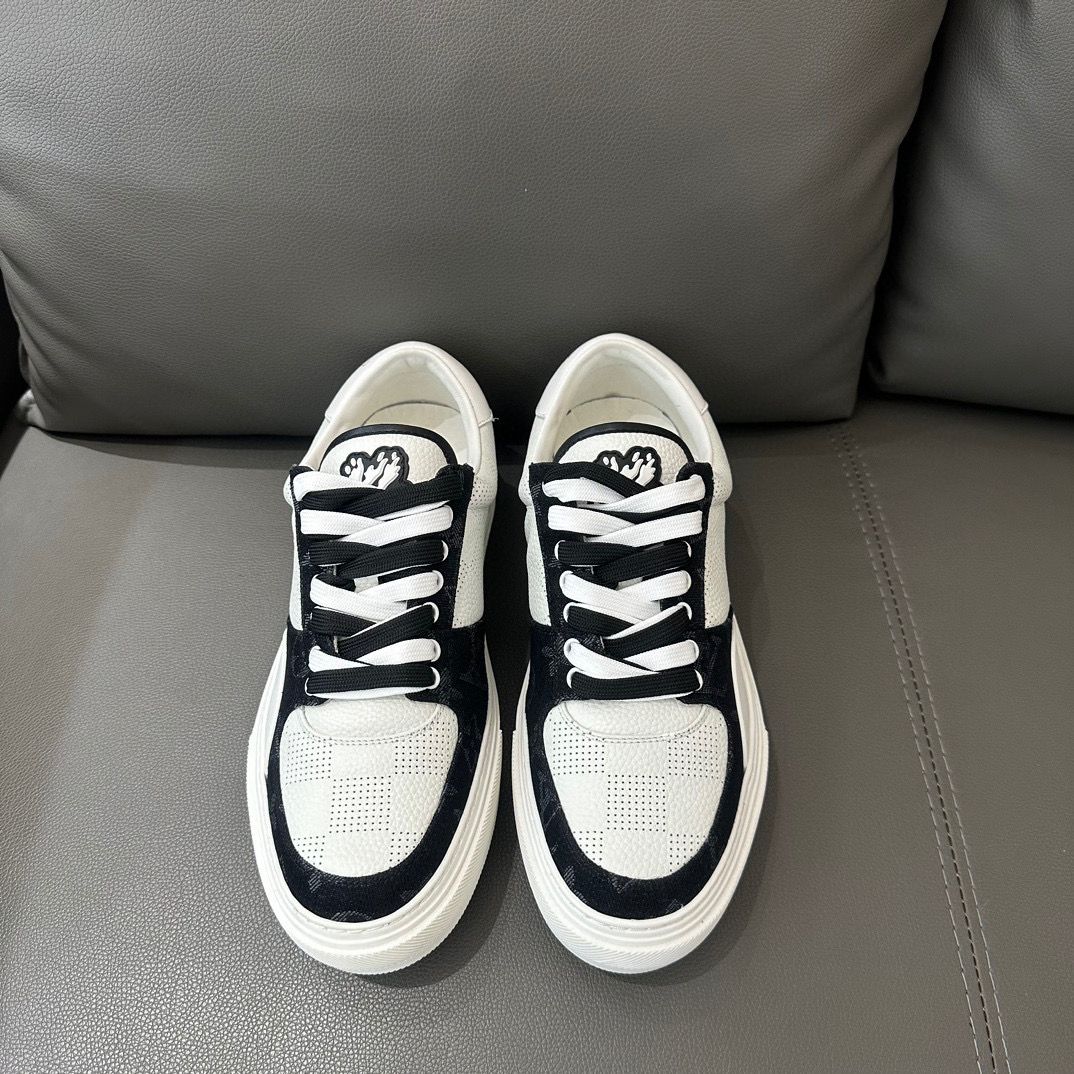 Louis Vuitton Sneaker – LSVT1235