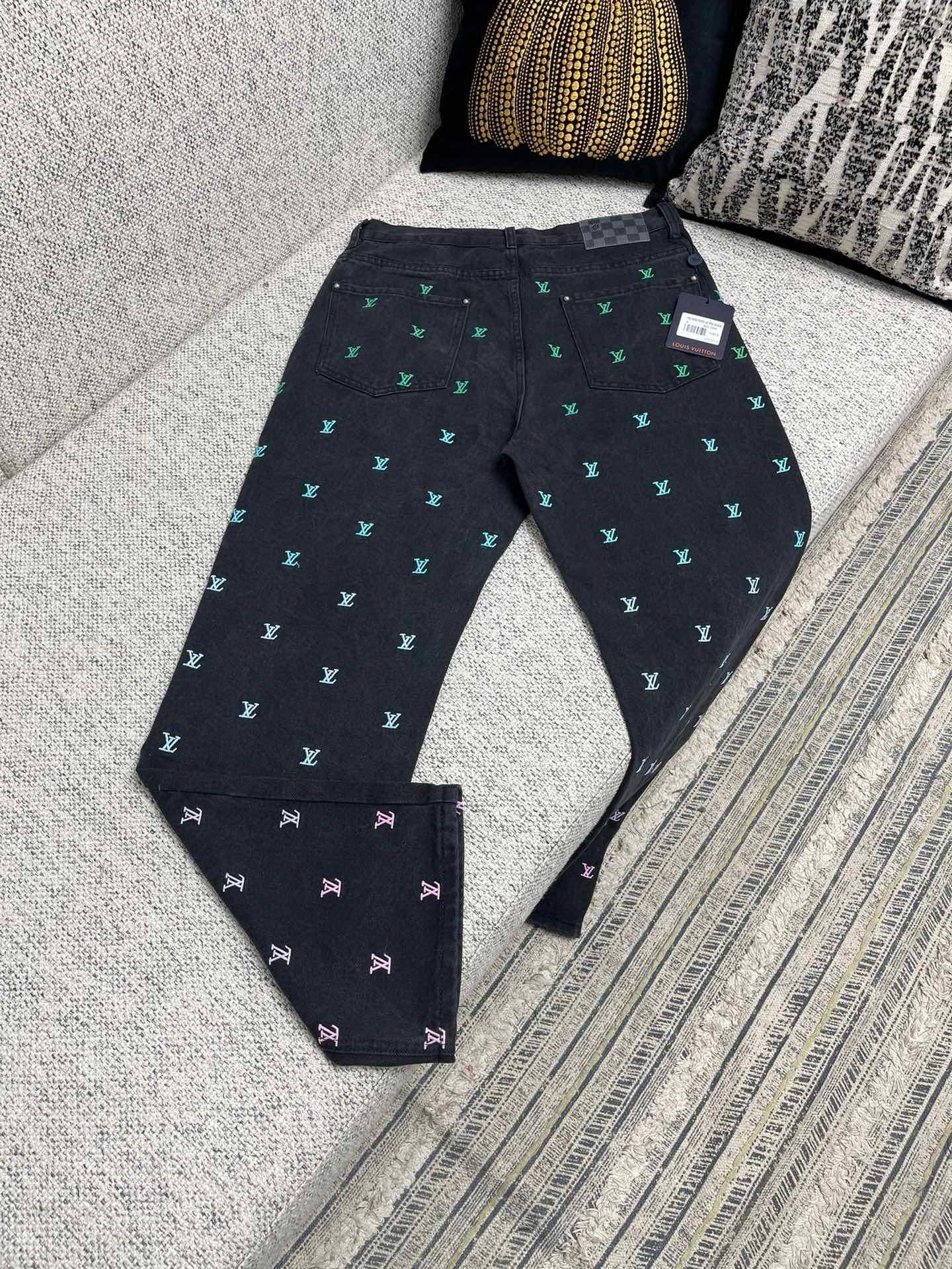 Louis Vuitton Jeans – JEPA1316