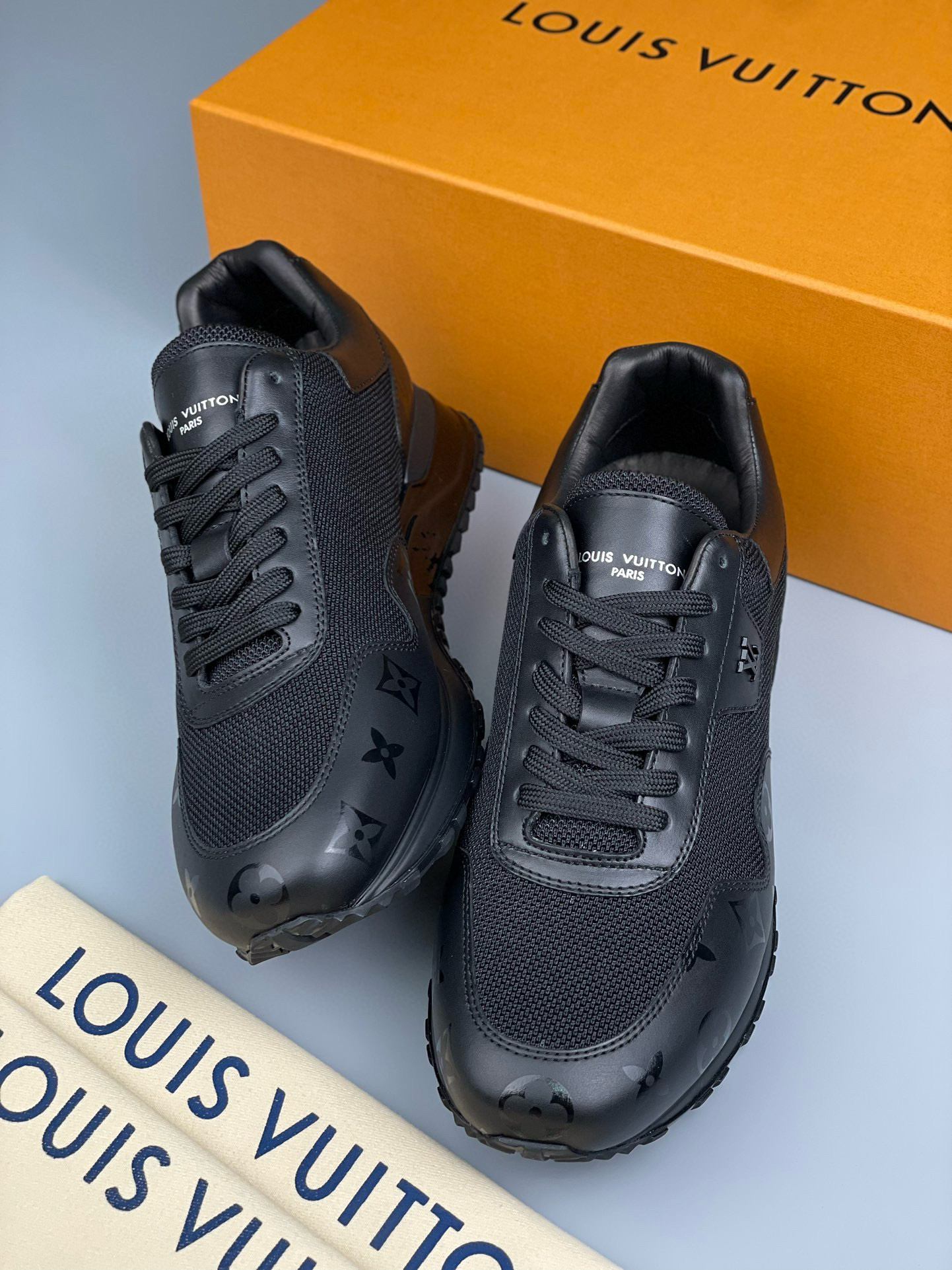 Louis Vuitton Sneaker – LSVT1341
