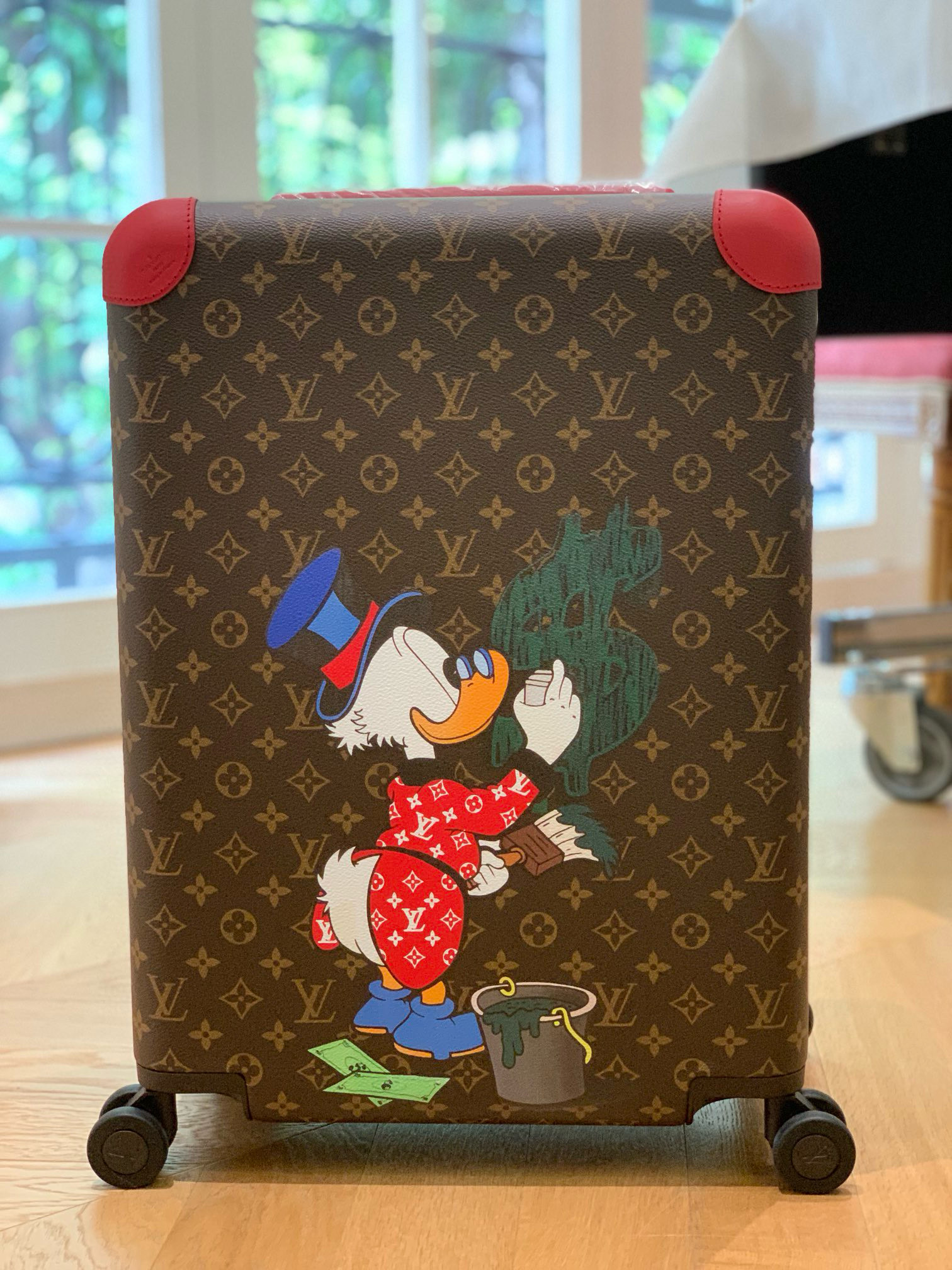Louis Vuitton Suitcase – BGSC1024