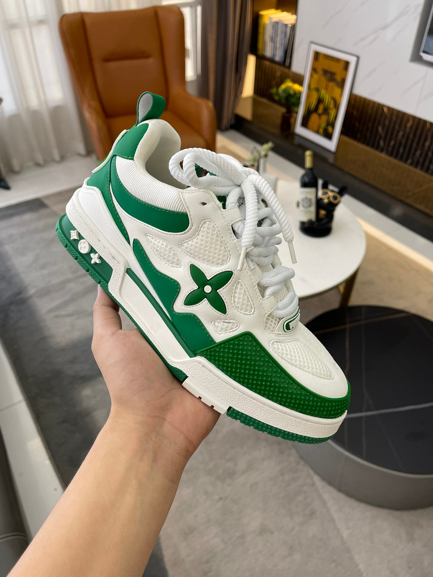 Louis Vuitton Sneaker – LSVT1195