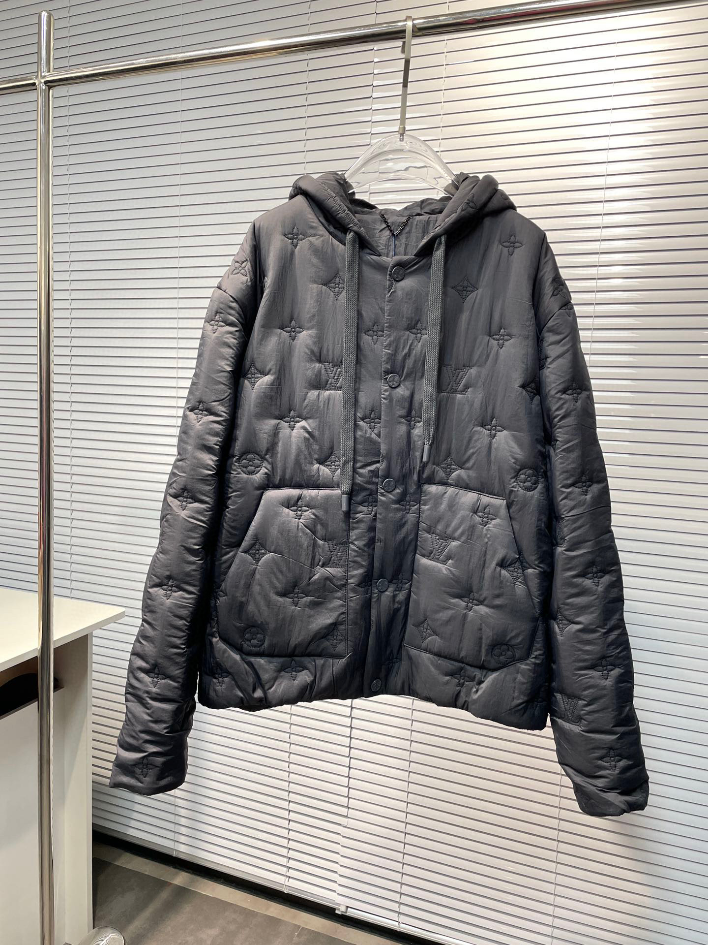 Louis Vuitton Jacket – CJKT1363