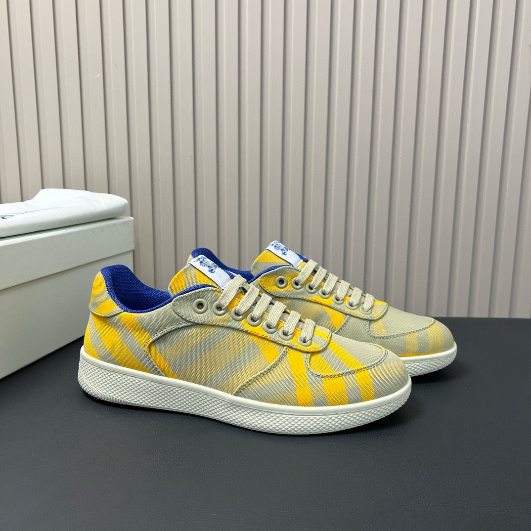 Burberry Sneaker – BBRY1050