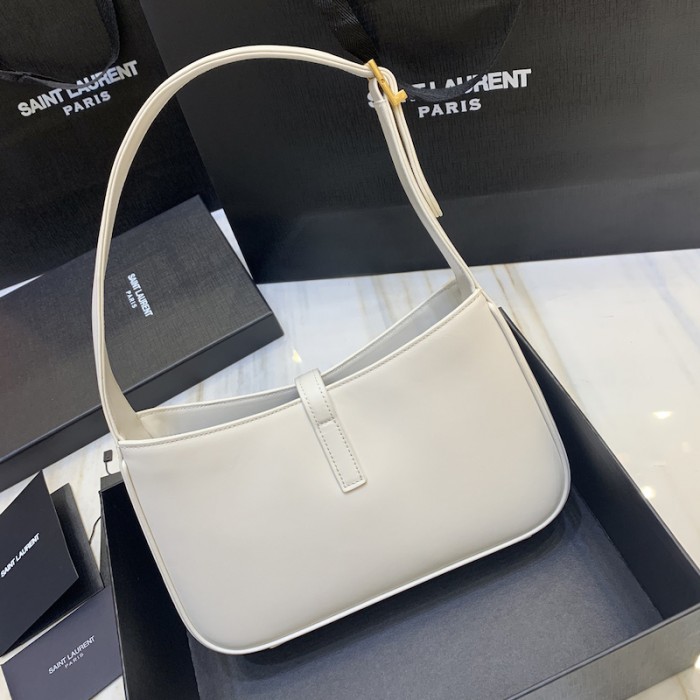 Yves Saint Lauren Bag – YSLB1008
