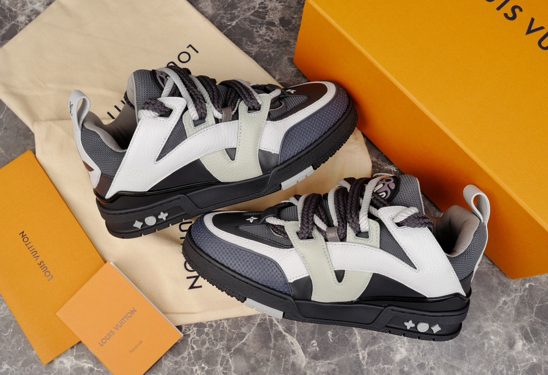 Louis Vuitton Sneaker – LSVT1295