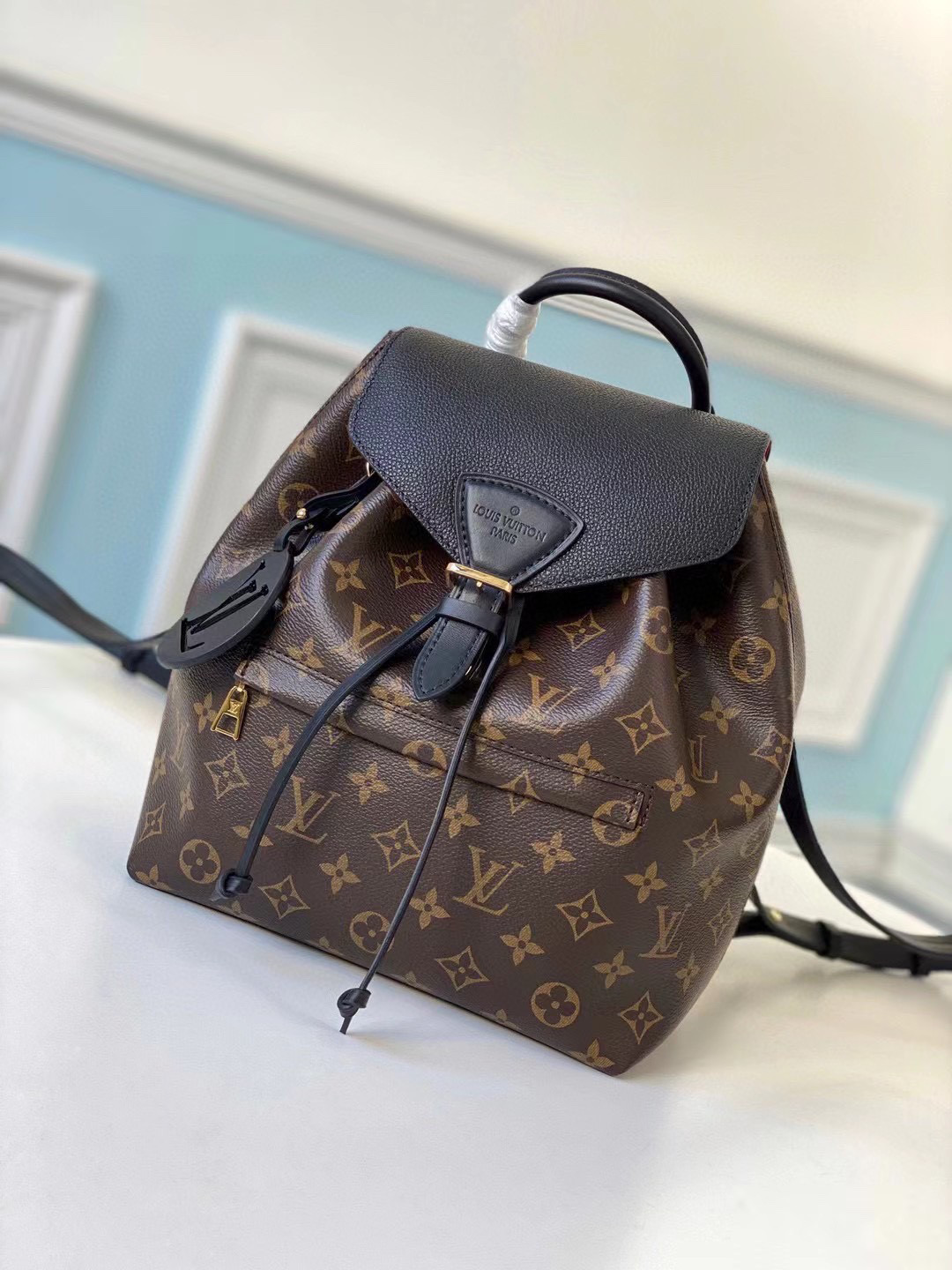 Louis Vuitton Backpacks – LVBG1005