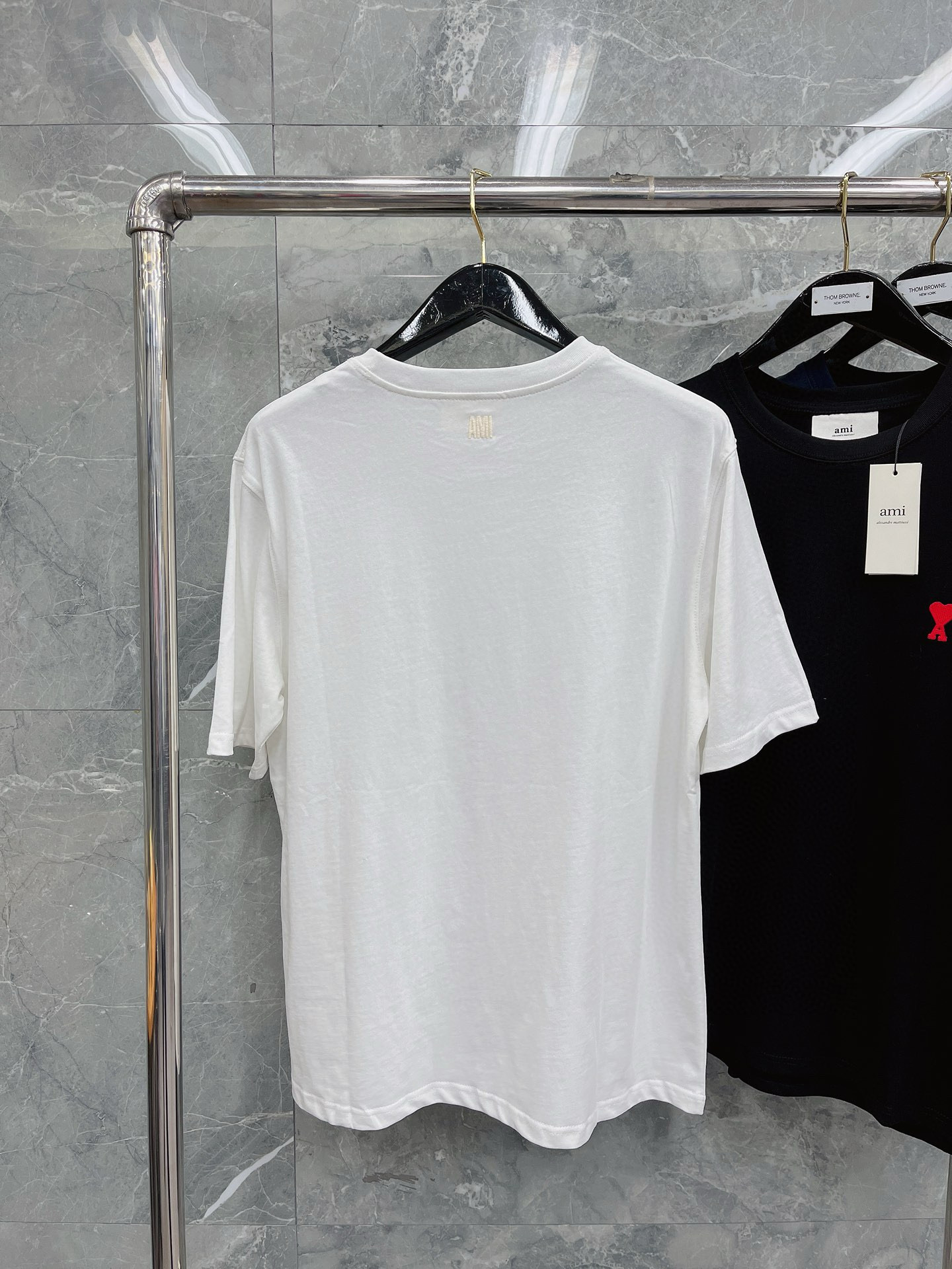 Ami Paris T-Shirt – TSHP2464