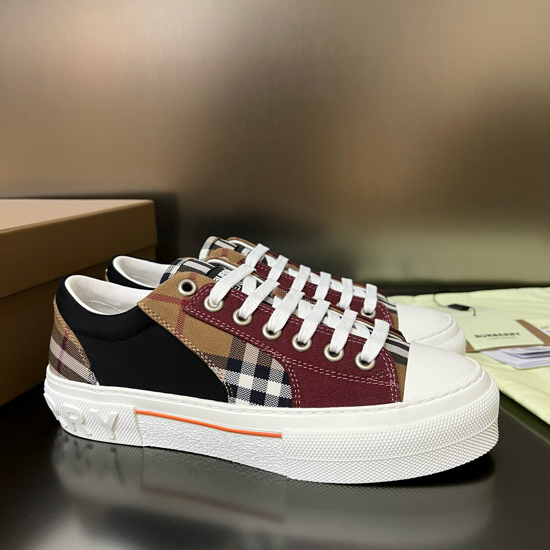 Burberry Sneaker – BBRY1007