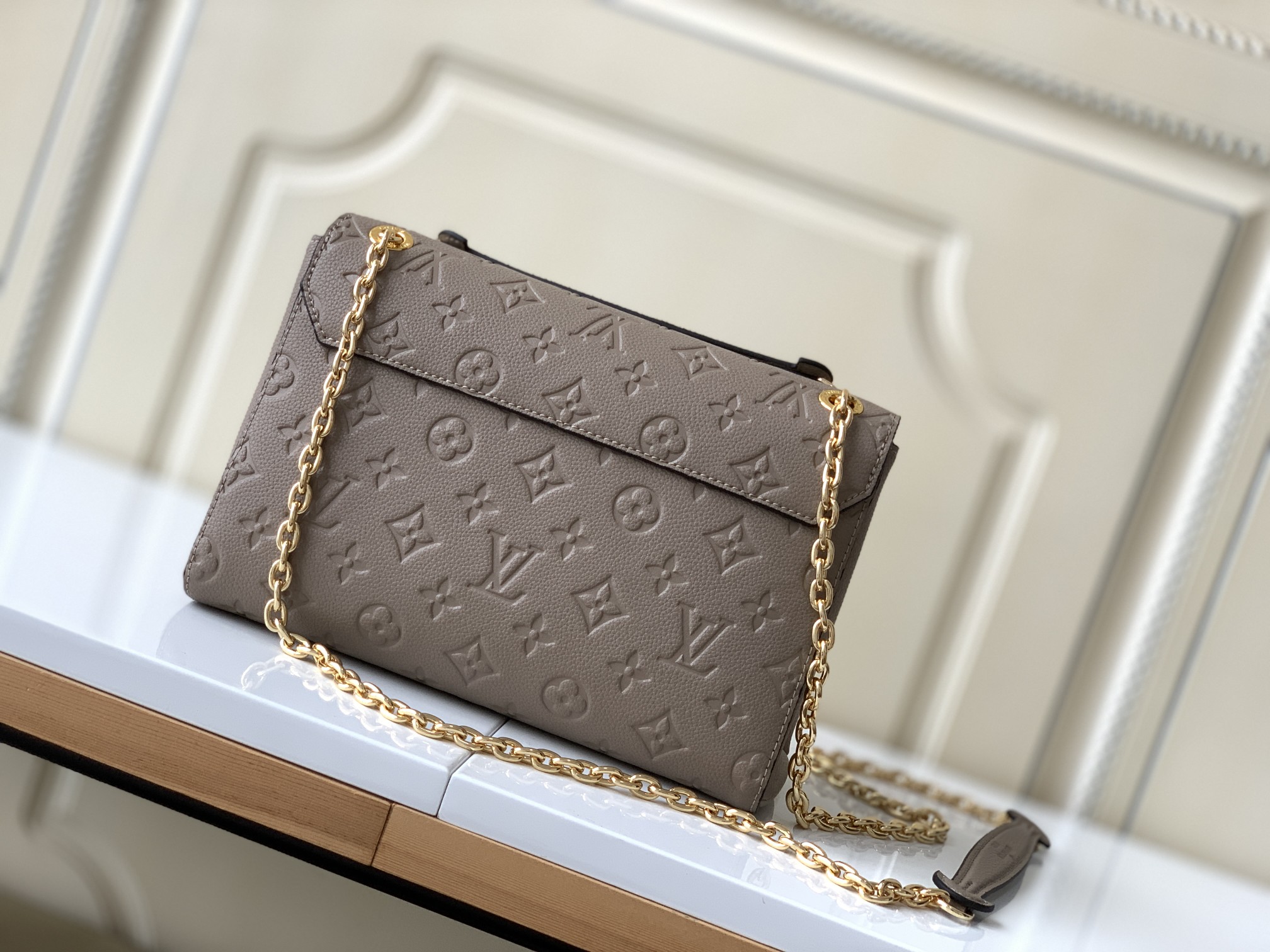 Louis Vuitton Shoulder Bag – LVSH1176