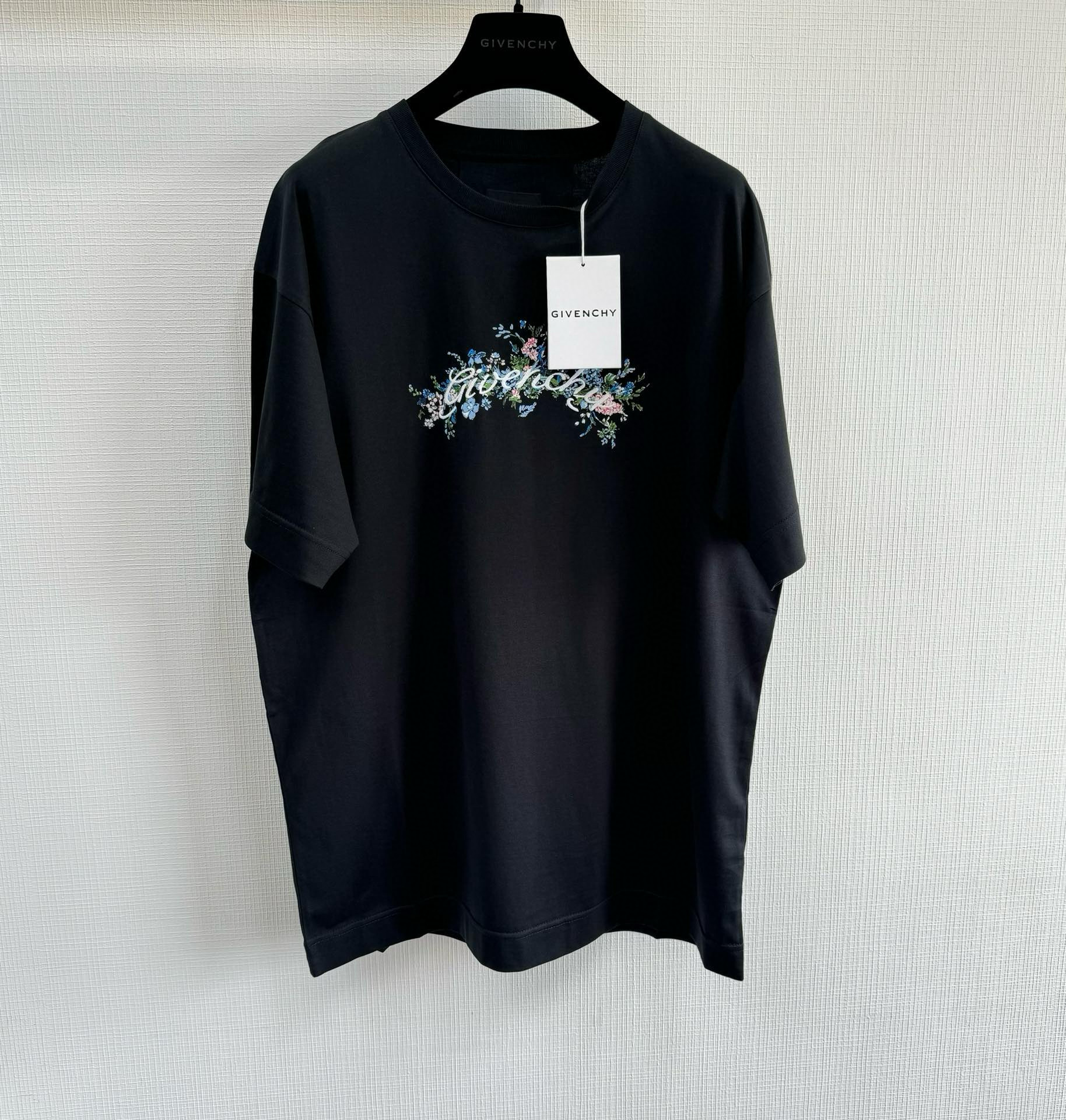 Givenchy T-Shirt – TSHP2902