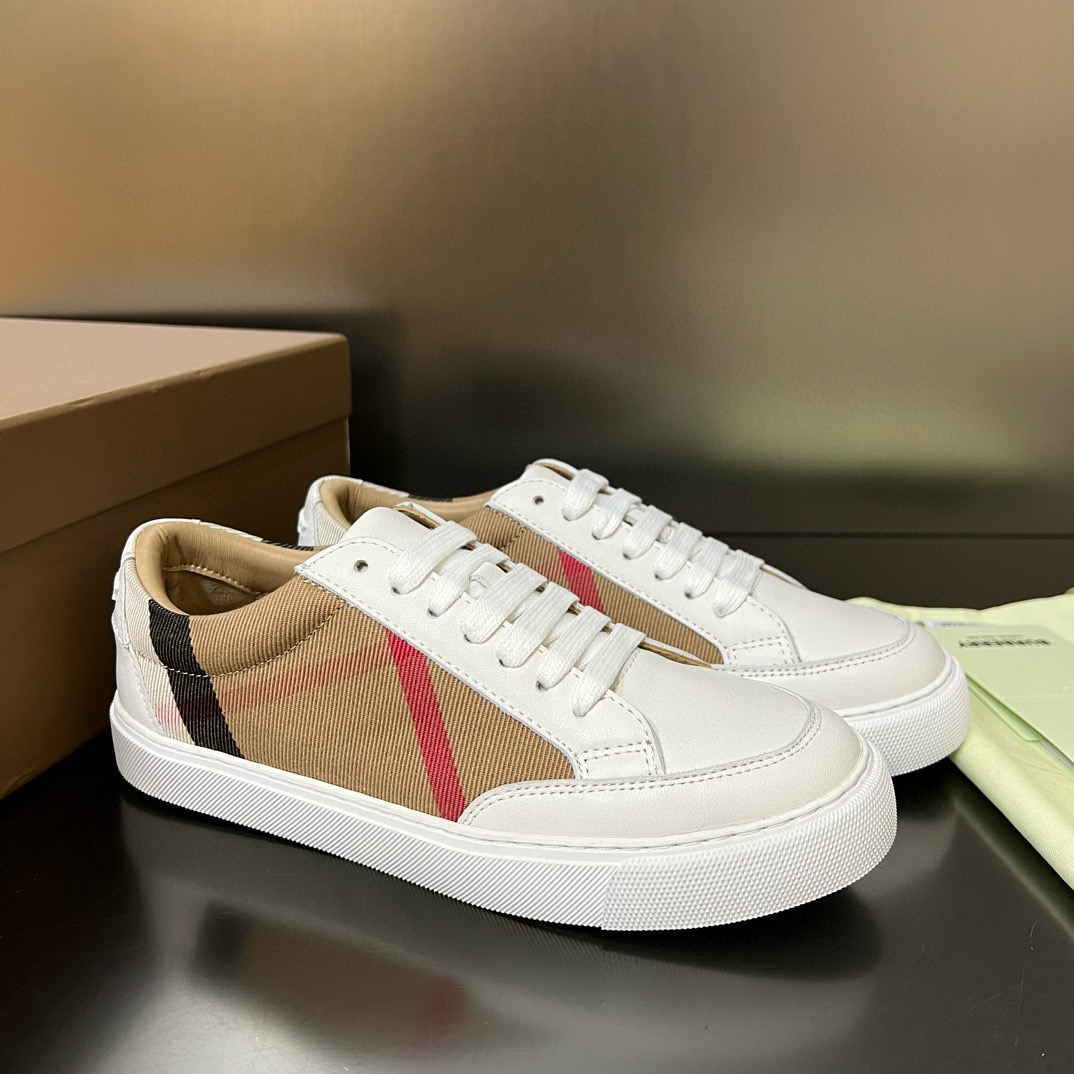 Burberry Sneaker – BBRY1040