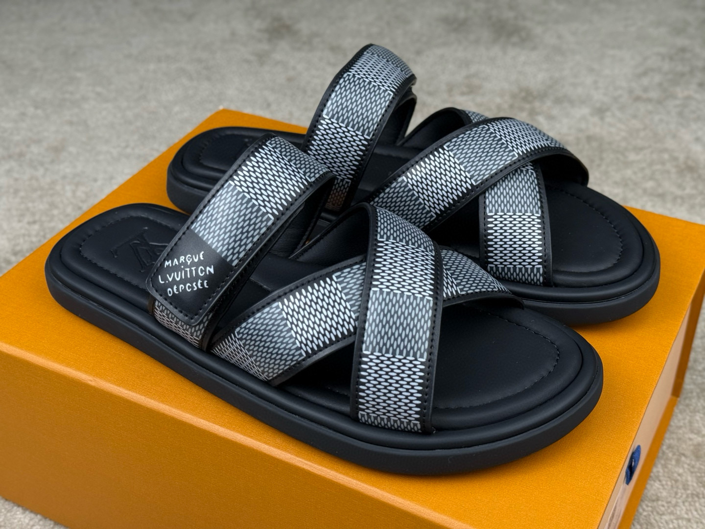 Louis Vuitton Slipper – SLPR1195