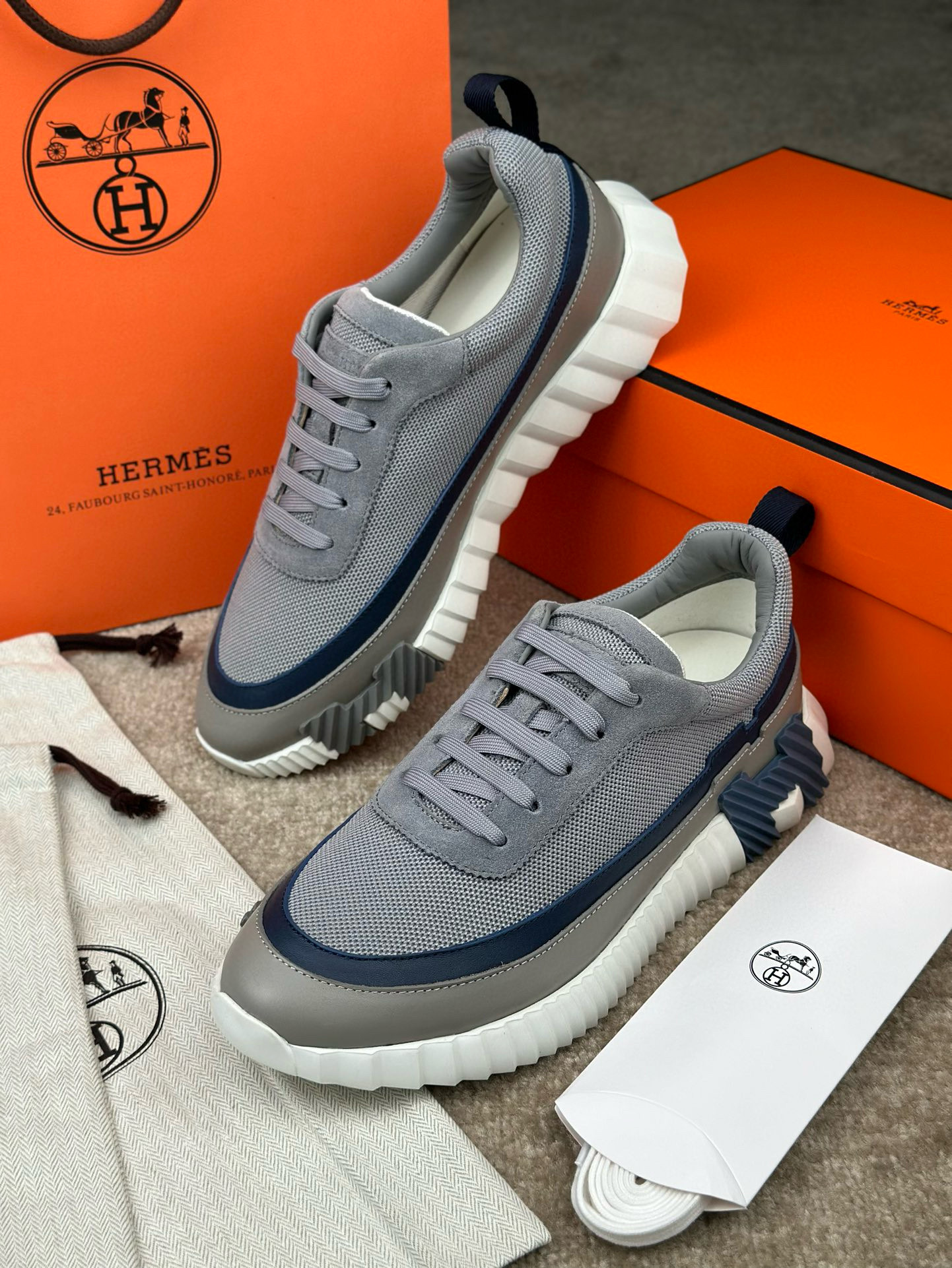 Hermes Sneaker – HRMS1037