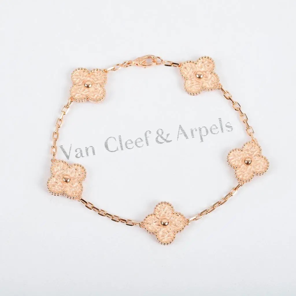 Van Cleef & Arpels Bracelet – JWWM1009