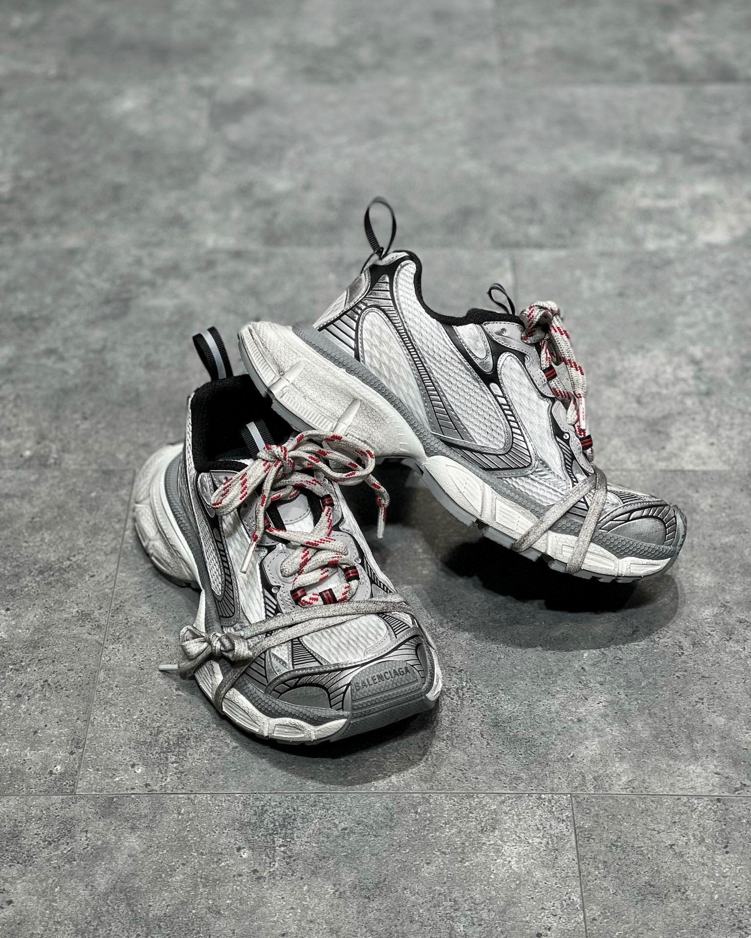 3XL Sneaker – BLNC1160