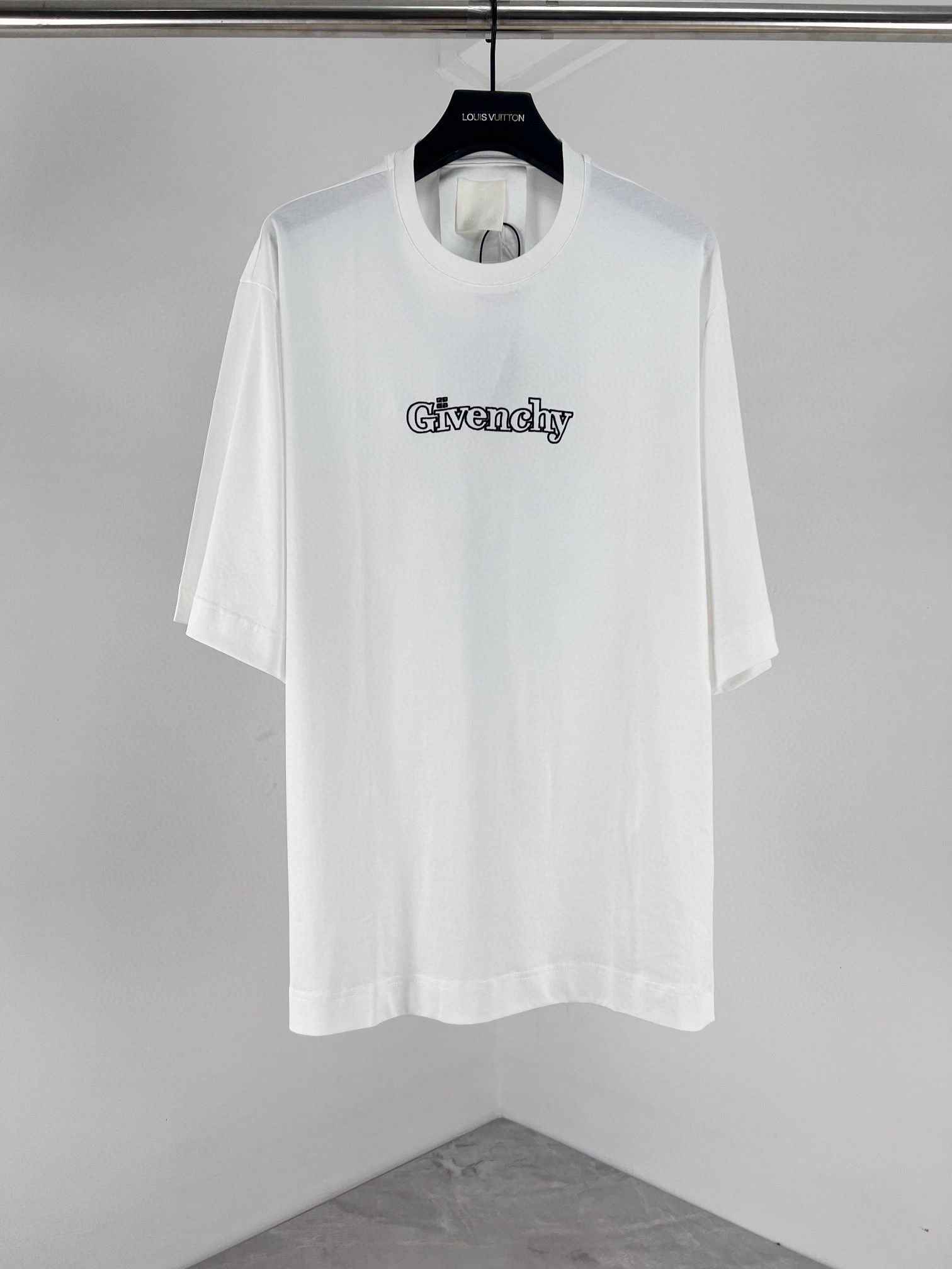 Givenchy T-Shirt – TSHP2255