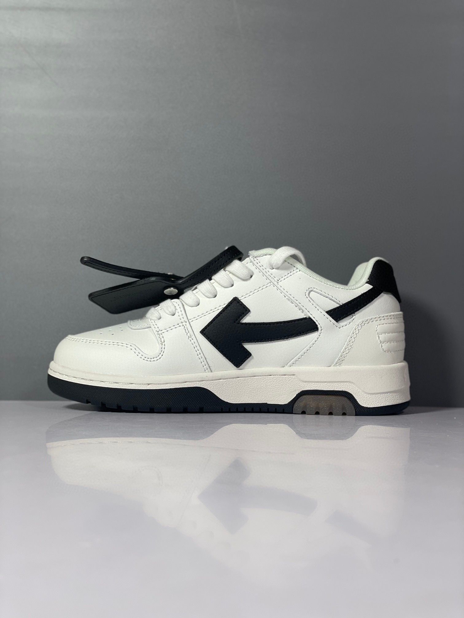 Off White Sneaker – OFWH1001
