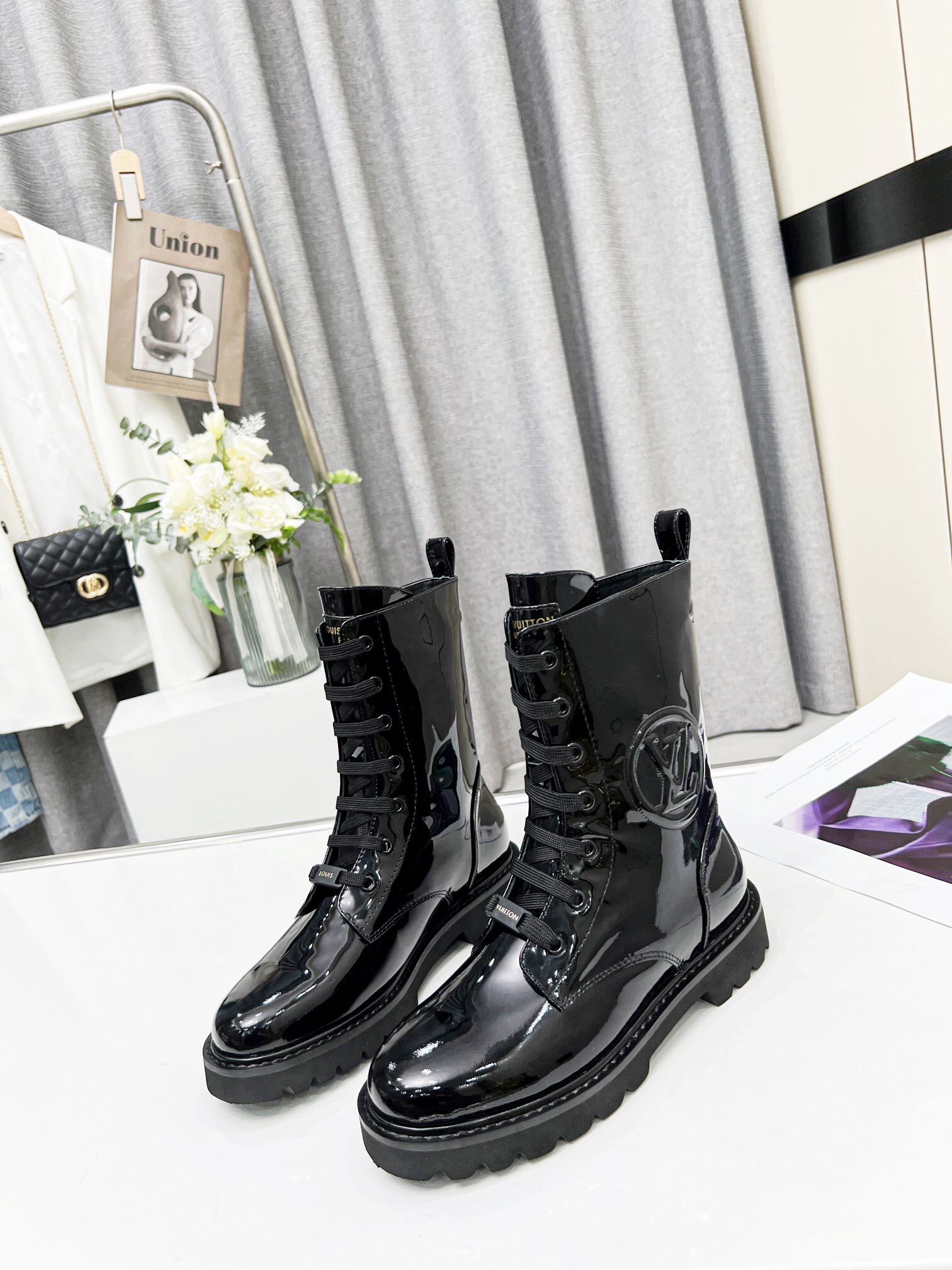 Louis Vuitton Boots – WOLV1028
