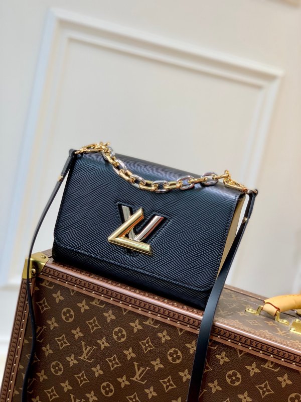 Louis Vuitton Shoulder Bag – LVSH1099
