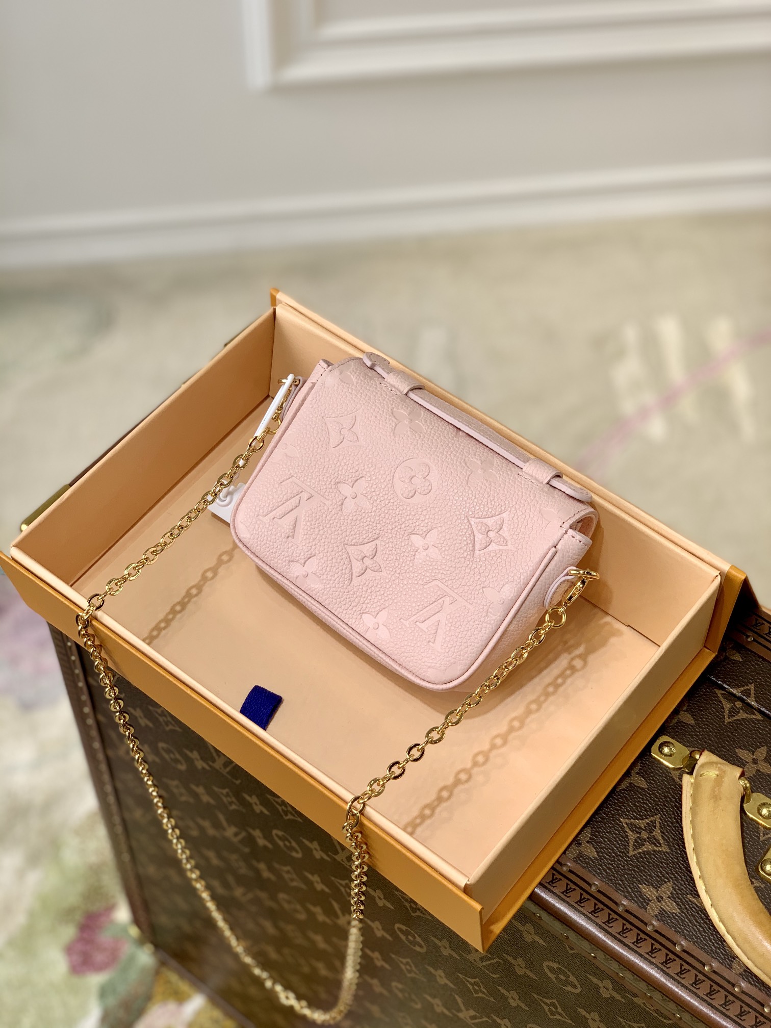 Louis Vuitton Shoulder Bag – LVSH1208