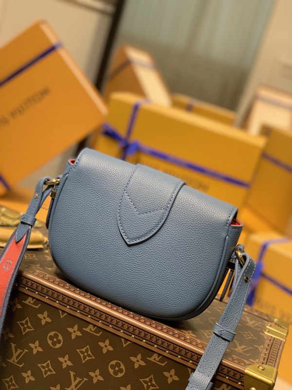 Louis Vuitton Shoulder Bag – LVSH1114