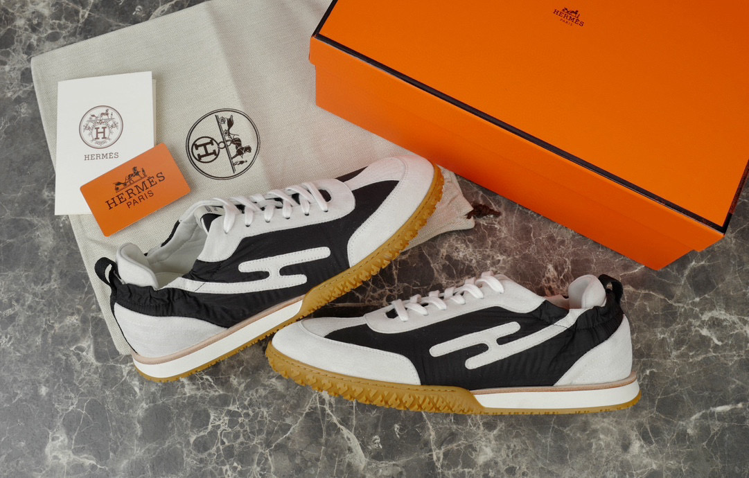Hermes Sneaker – HRMS1046