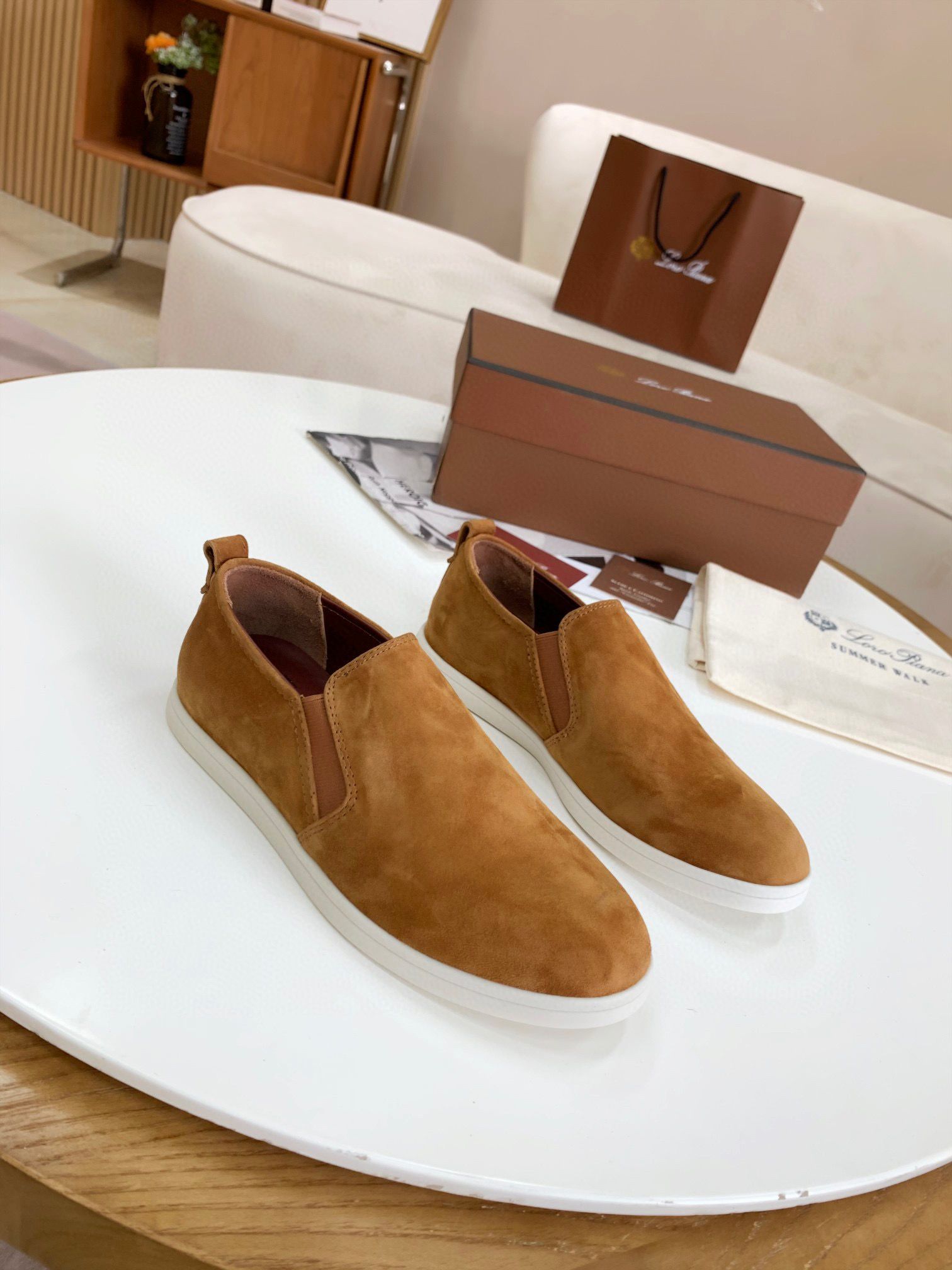 Loro Piana Loafers – LOPA1028