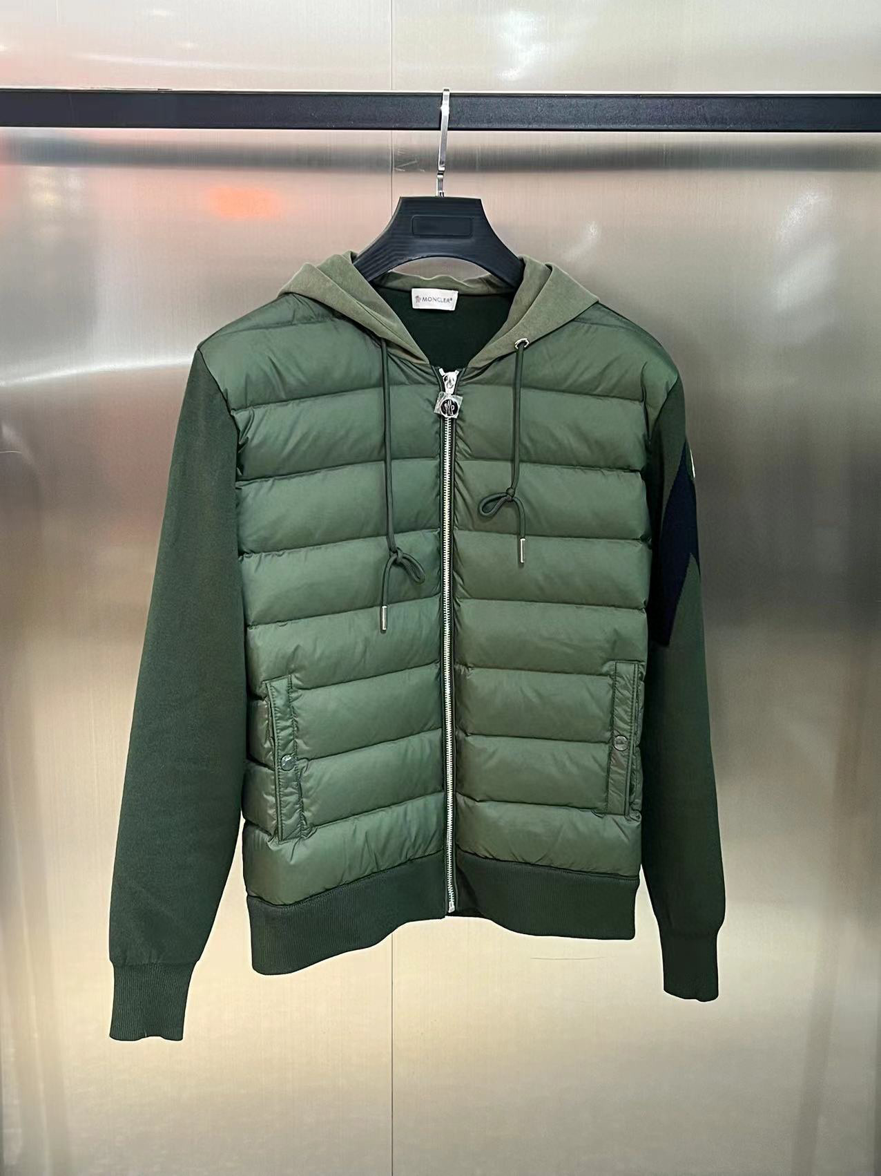 Moncler Zip Sweater – SWHO1950