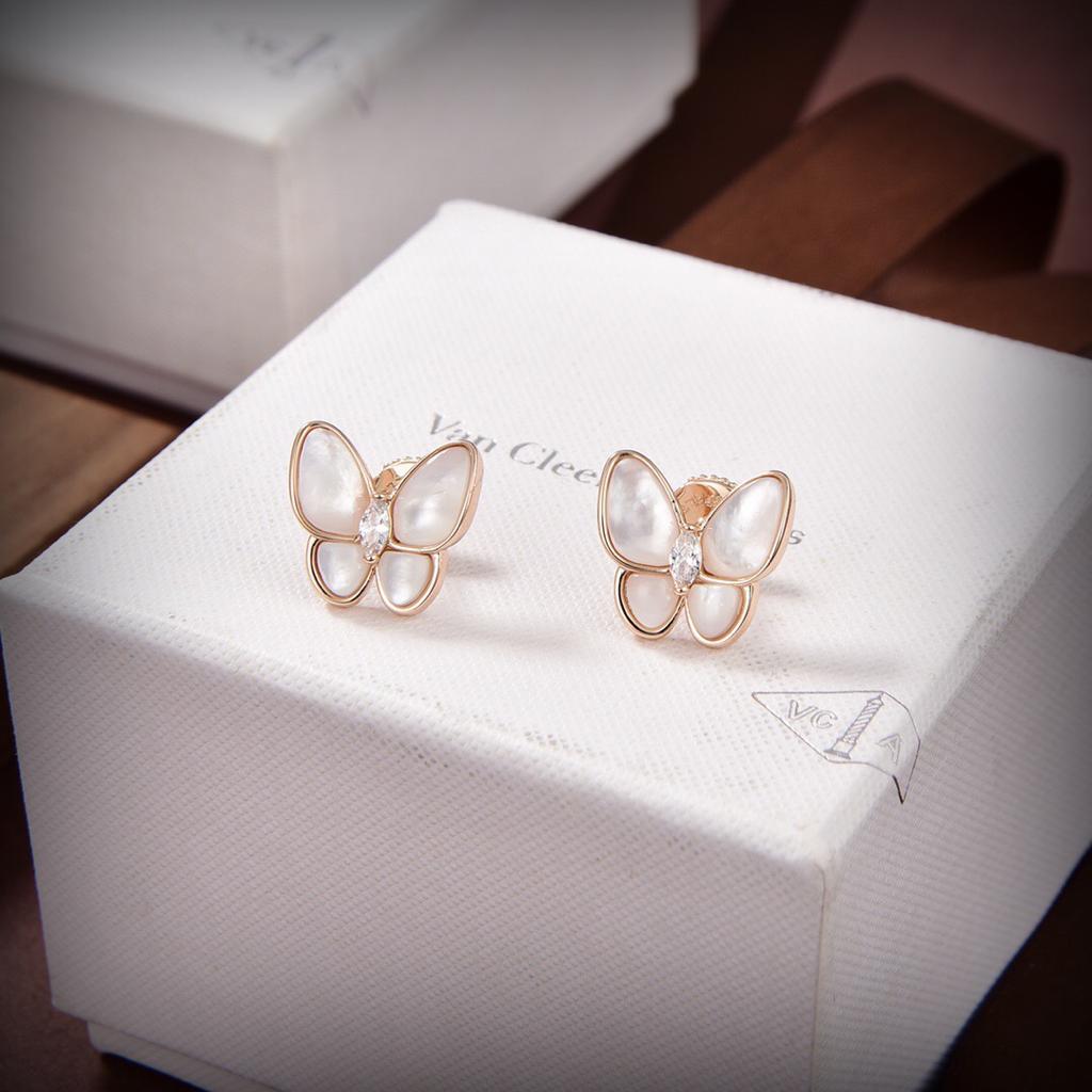 Van Cleef & Arpels Earrings – JWWM1044