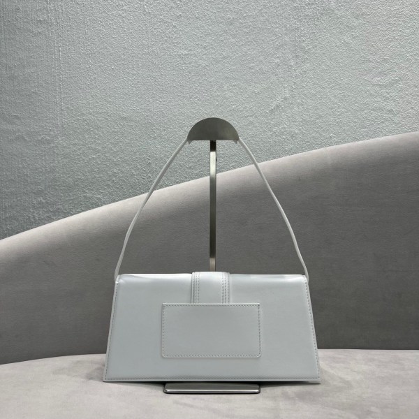 Jacquemus Medium Bag – JACQ1035