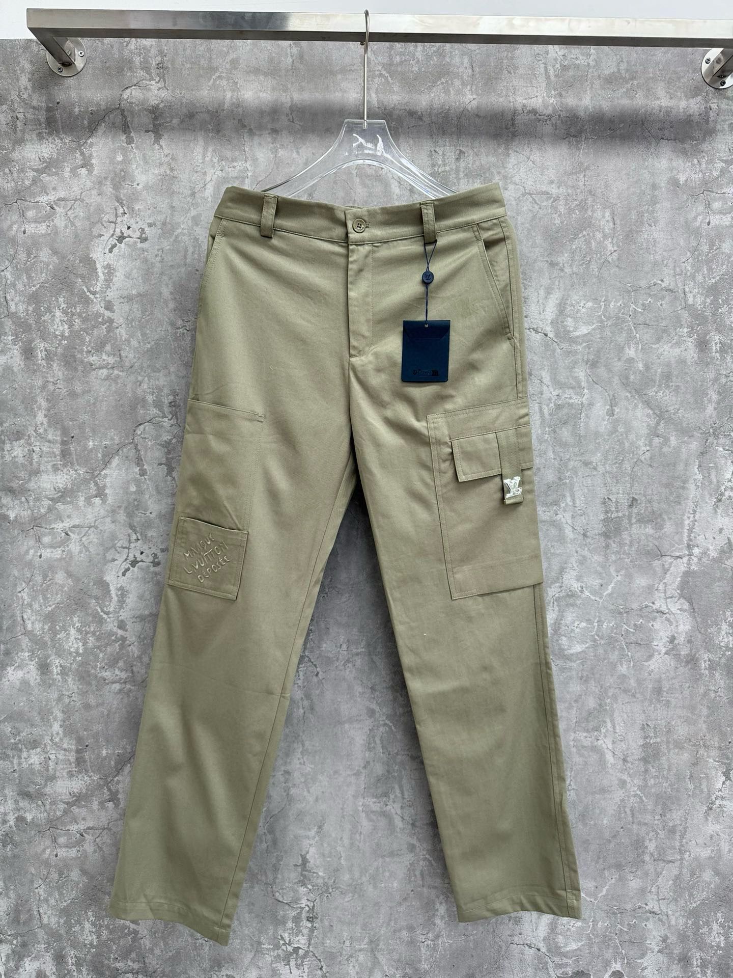Louis Vuitton Pant – JEPA1255