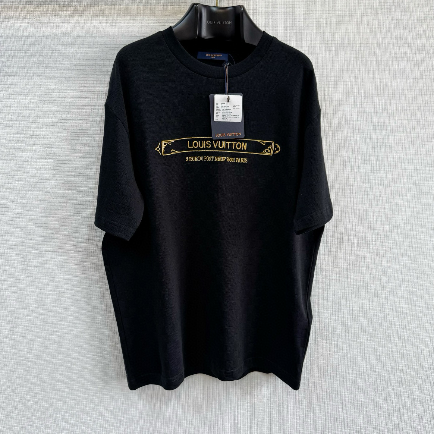 Louis Vuitton T-Shirt – TSHP3291