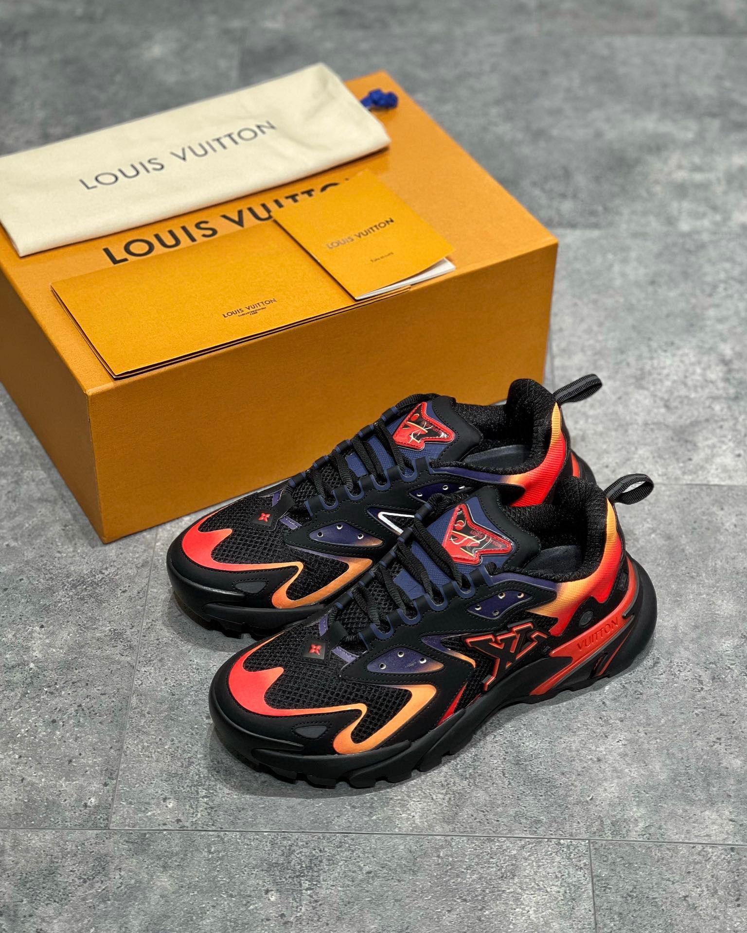 Louis Vuitton Sneaker – LSVT1261