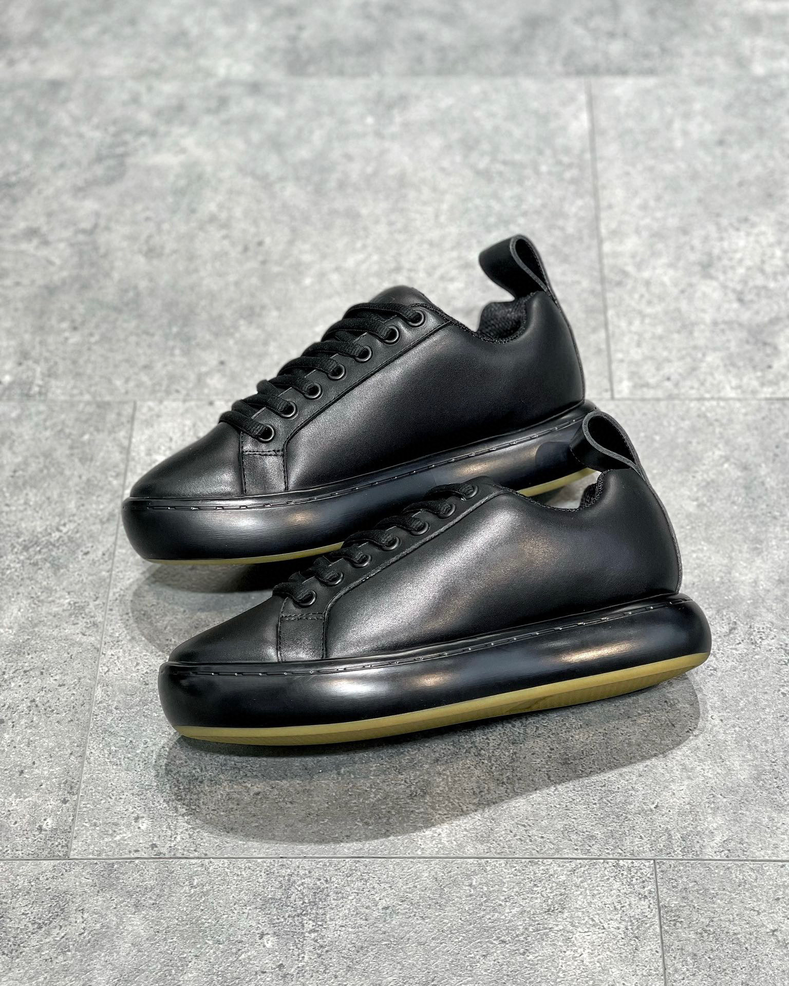 Bottega Veneta Sneaker – BTVN1001
