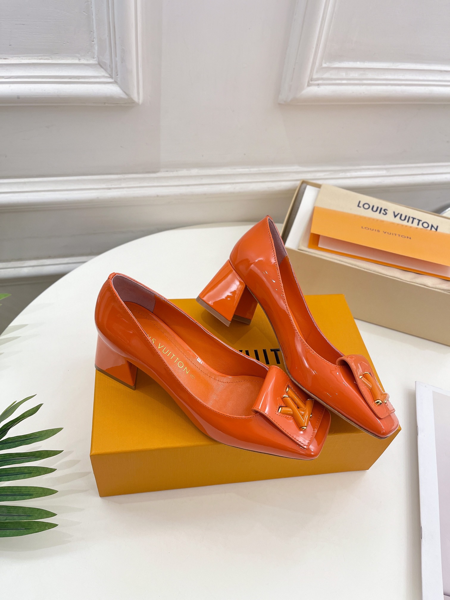 Louis Vuitton Pumps – WOLV1031