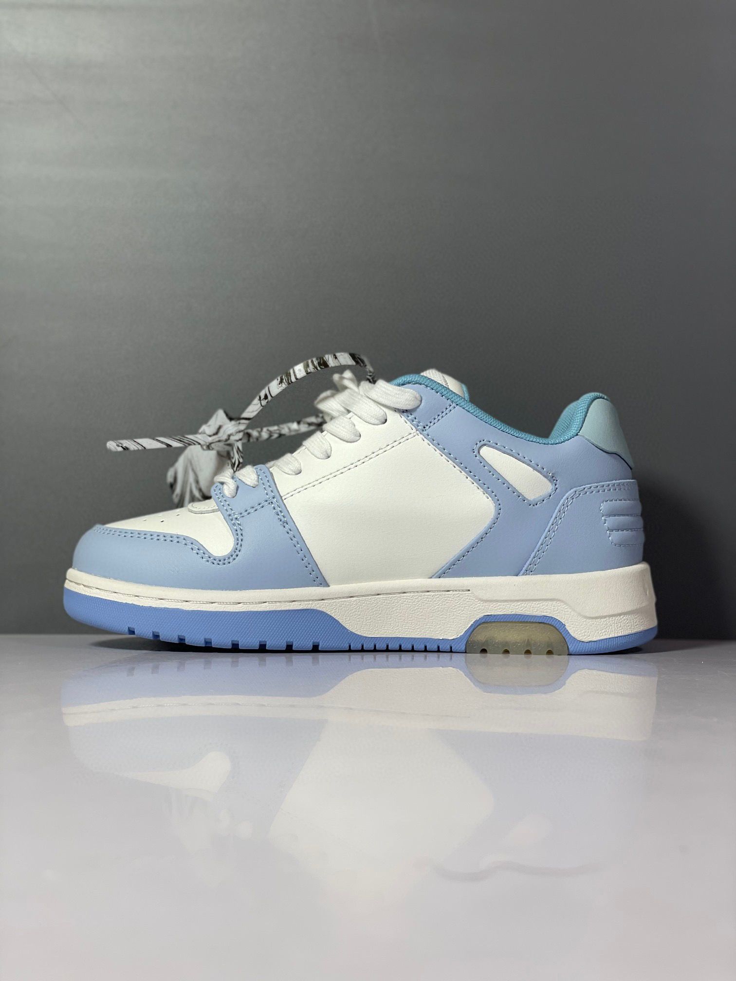 Off White Sneaker – OFWH1004
