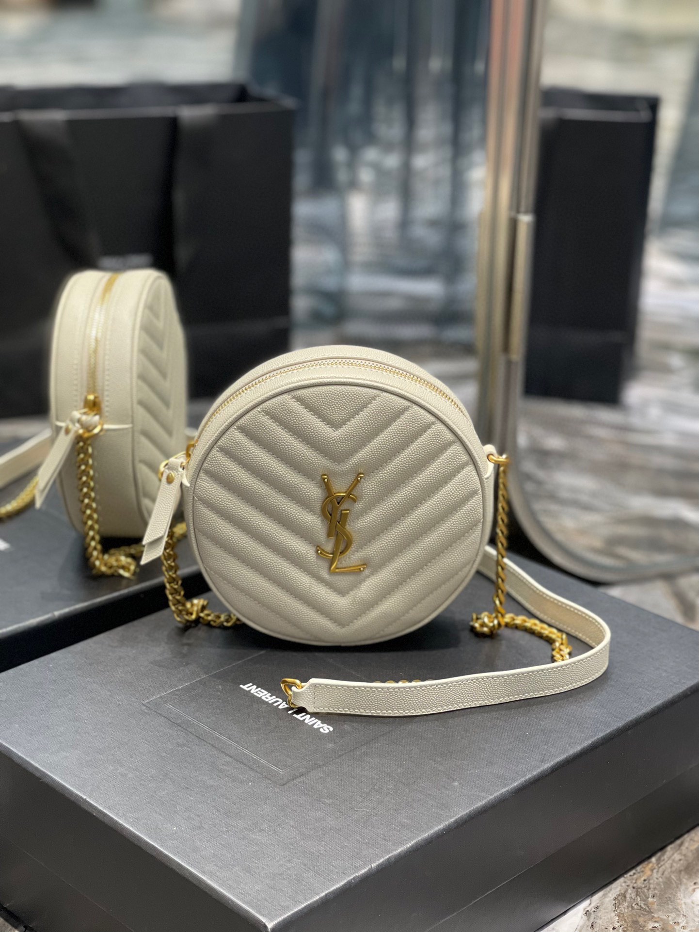 Yves Saint Lauren Bag – YSLB1068
