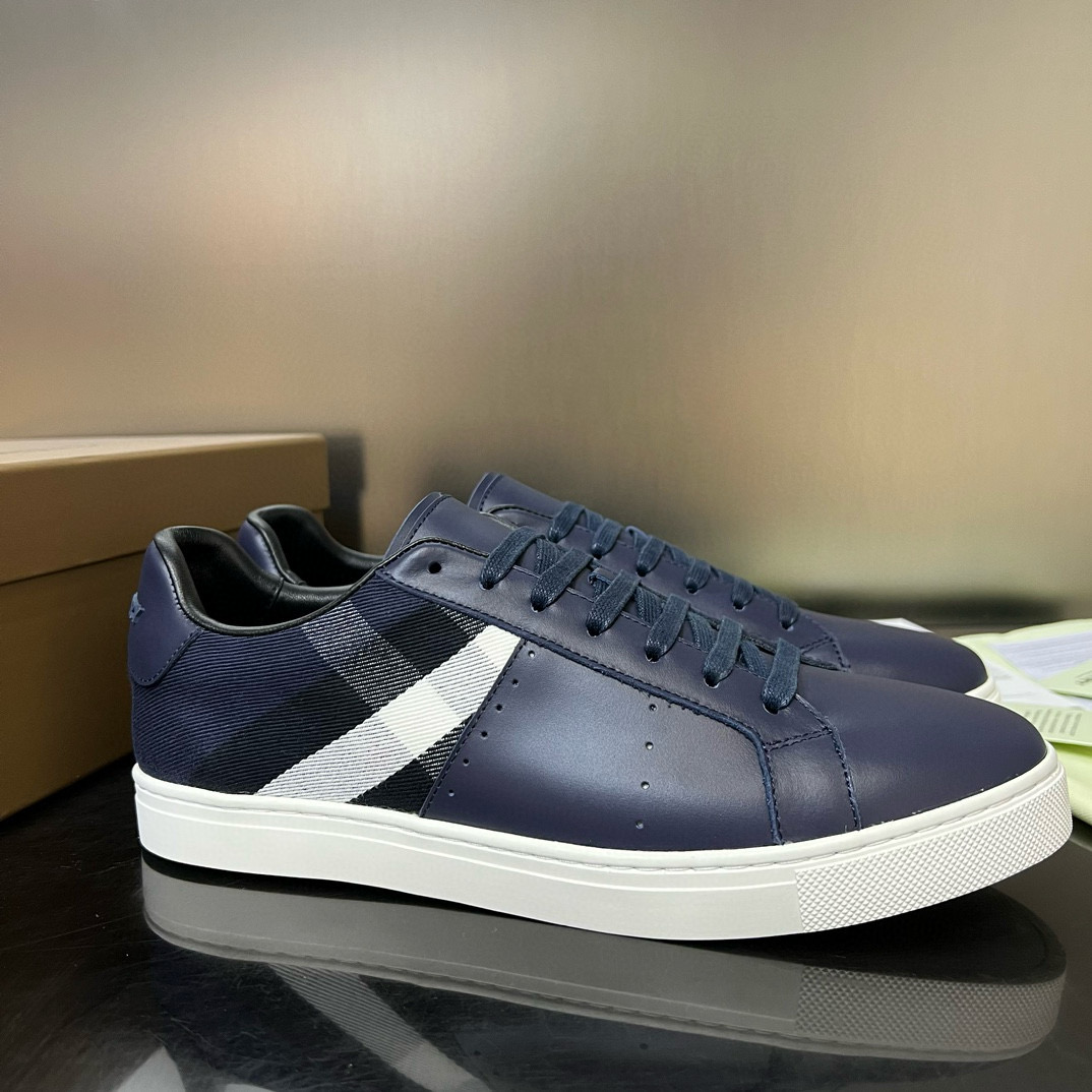 Burberry Sneaker – BBRY1002