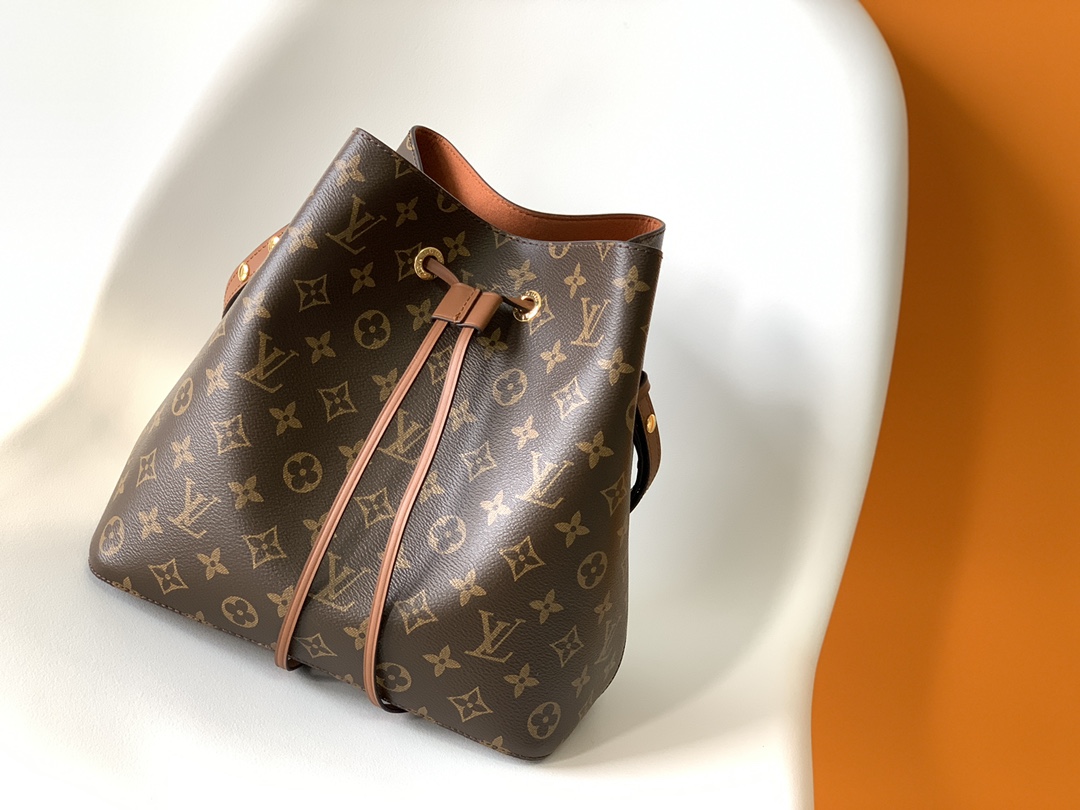 Louis Vuitton Shoulder Bag – LVSH1096