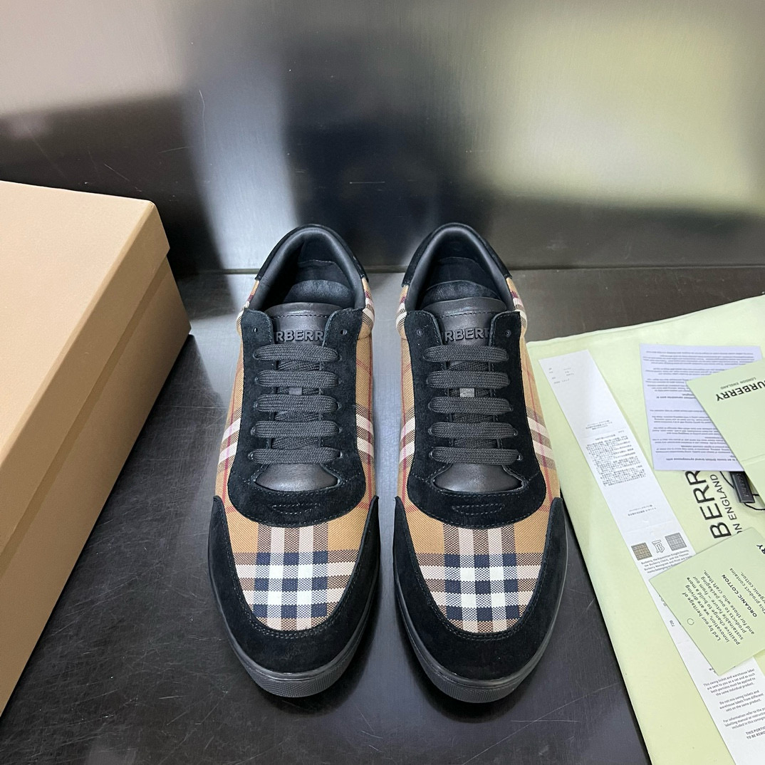 Burberry Sneaker – BBRY1003