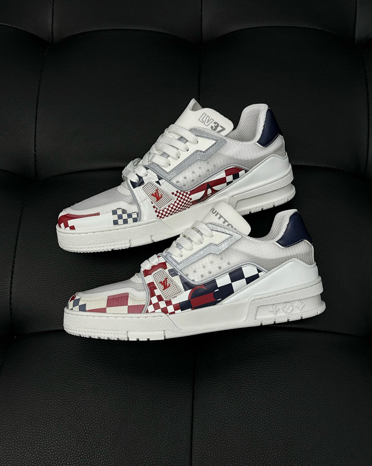 Louis Vuitton Sneaker – LSVT1435