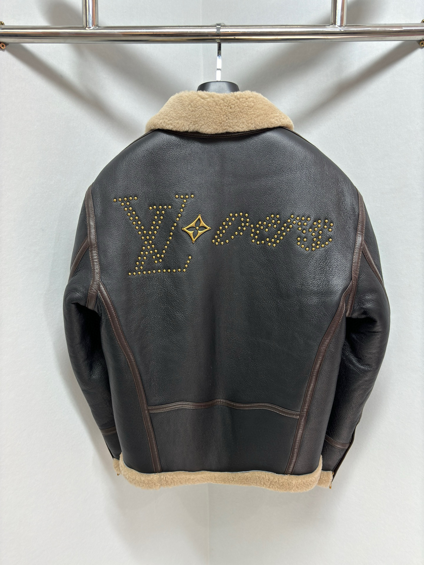 Louis Vuitton Leather Jacket – CJKT1696