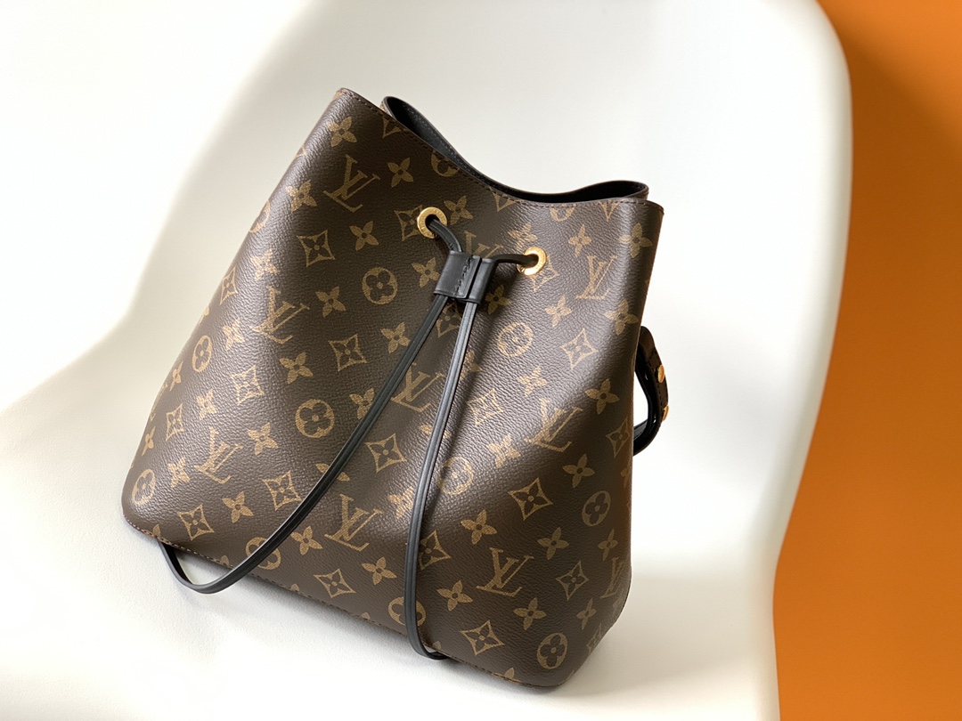 Louis Vuitton Shoulder Bag – LVSH1097