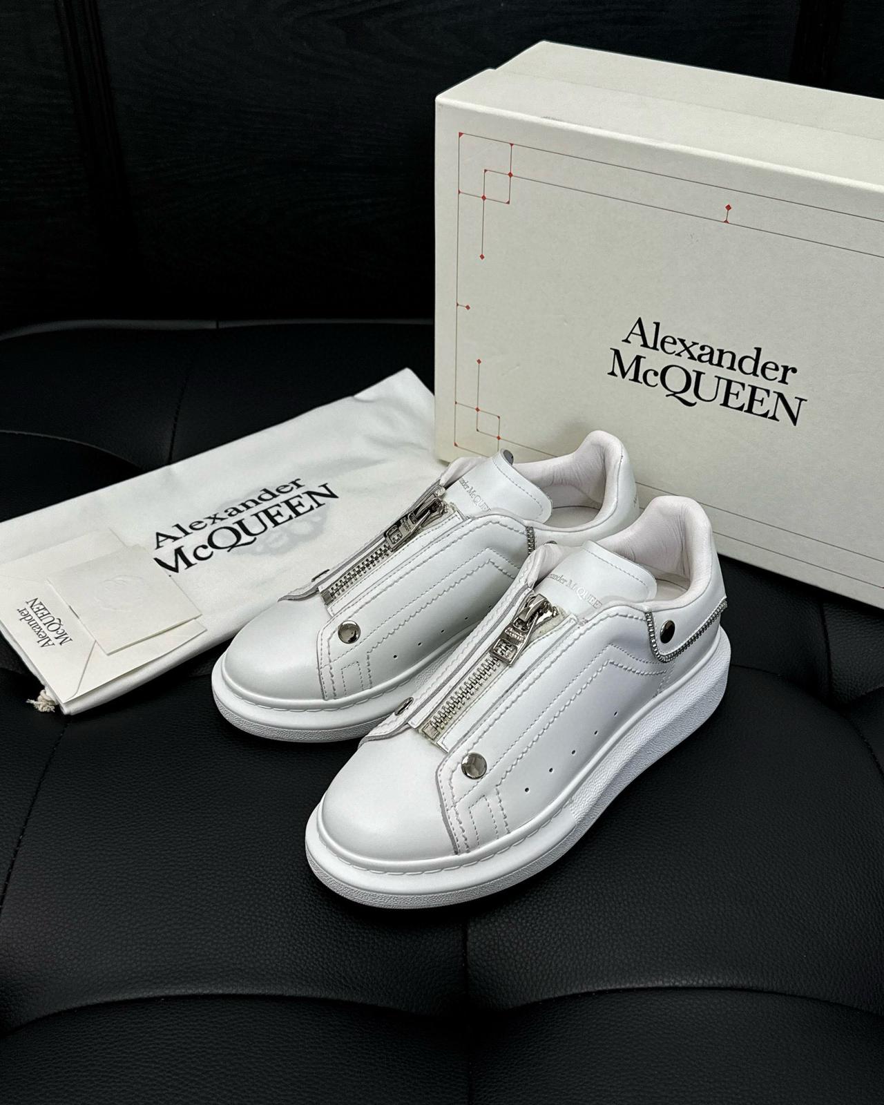 Alexander McQueen Sneaker – AMCQ1050