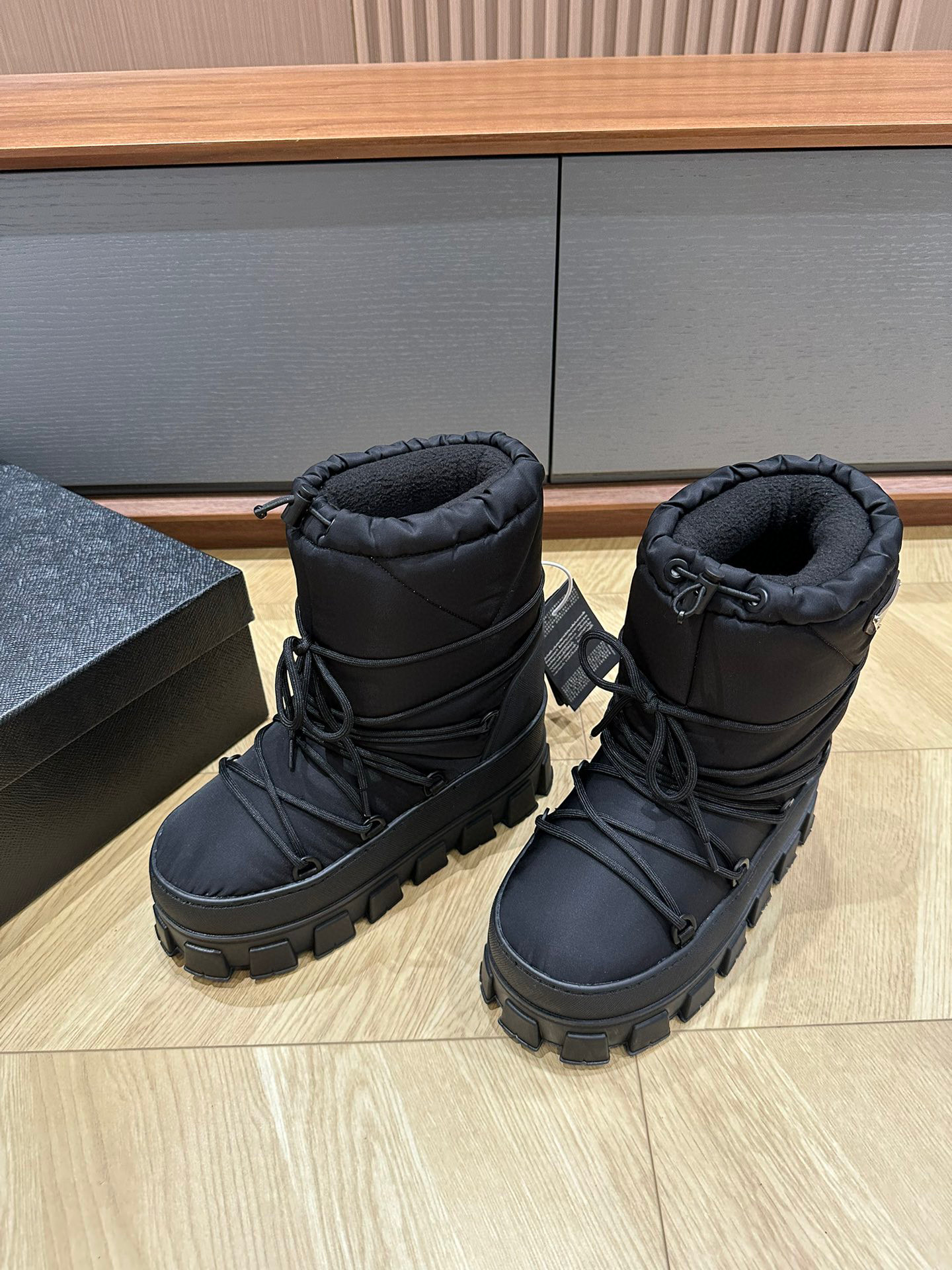 Prada Bots – WPRD1029