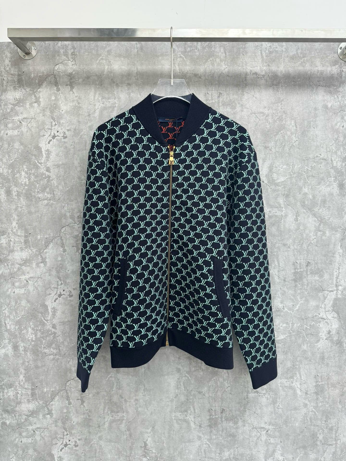 Louis Vuitton Zip Hoodie – SWHO2291