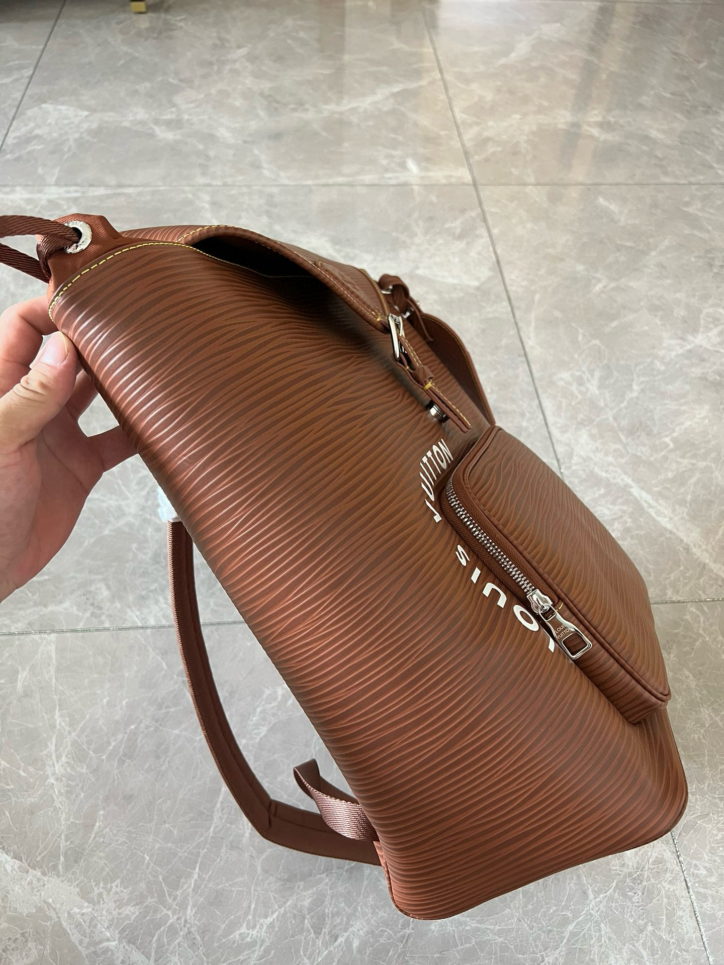 Louis Vuitton Backpack – BBCP1040