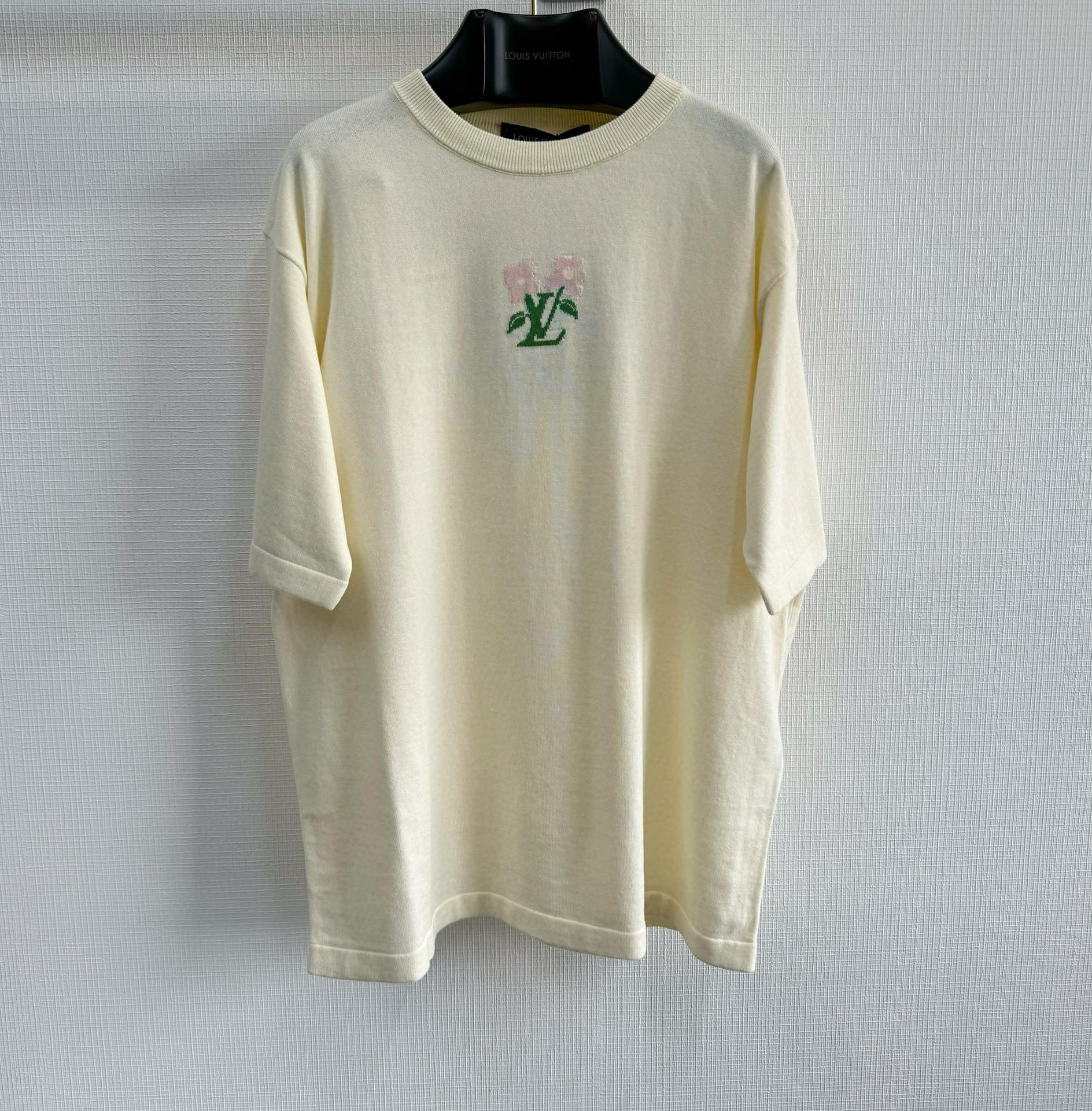 Louis Vuitton T-Shirt – TSHP2604