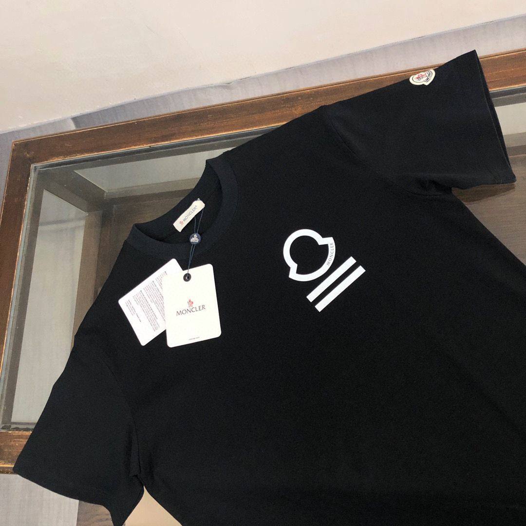 Moncler T-Shirt – TSHP2296